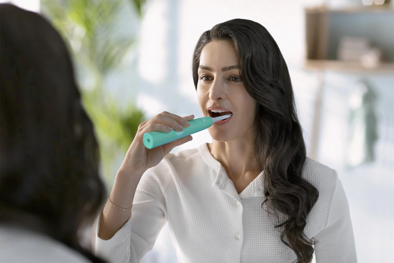 Escova de dentes elétrica sônica Philips Sonicare 4100 HX3689/43