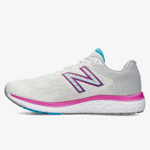  New Balance 680 V7