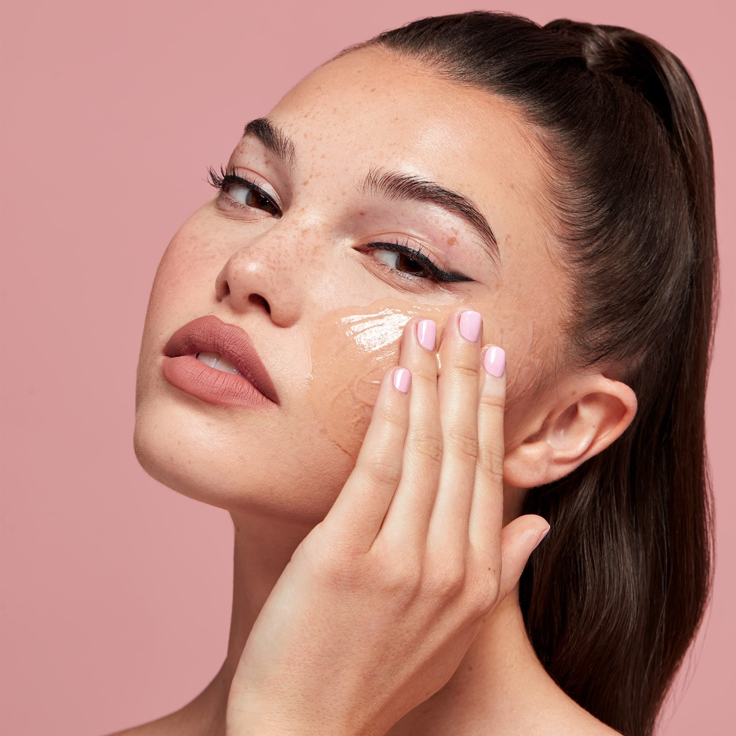 KYLIE COSMETICS Kylie Skin Démaquillant Fondant