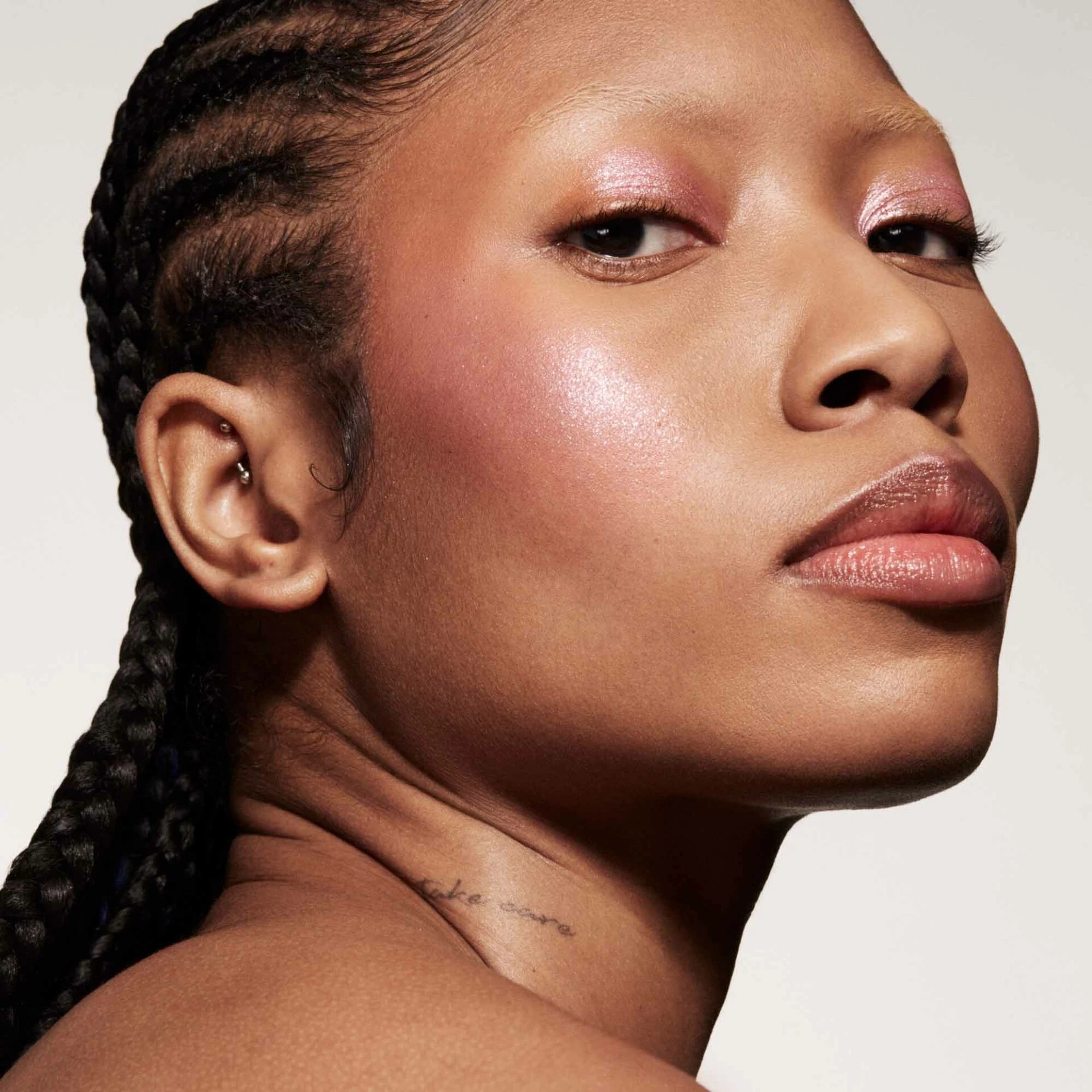 Killawatt Freestyle kiemelő Wattbratt - Fenty Beauty