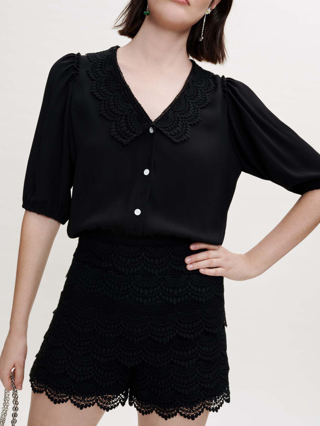 Jumpsuit met korte pijpen van gemengde stof - Zwart