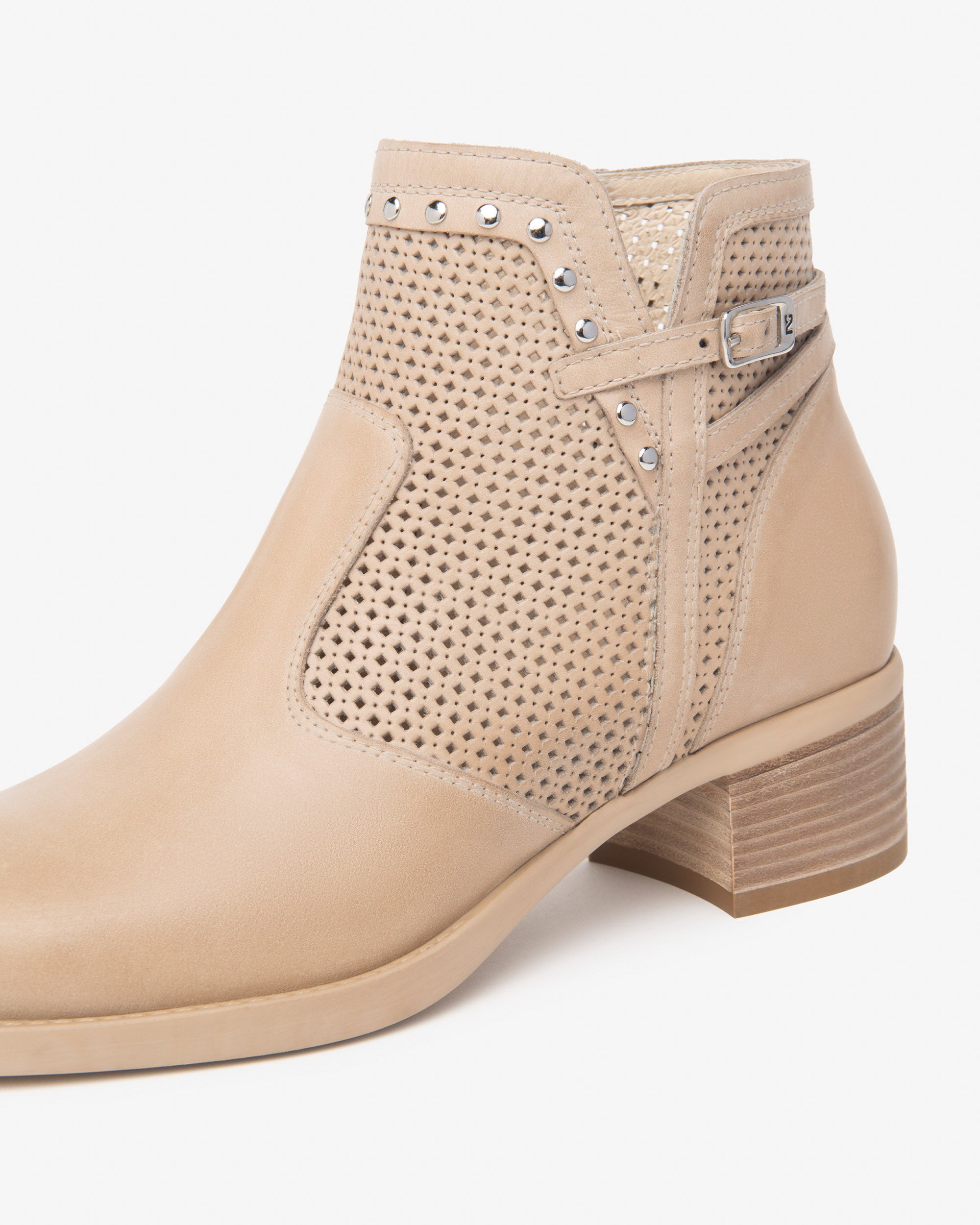  Damen-Ankle-Boots aus Leder