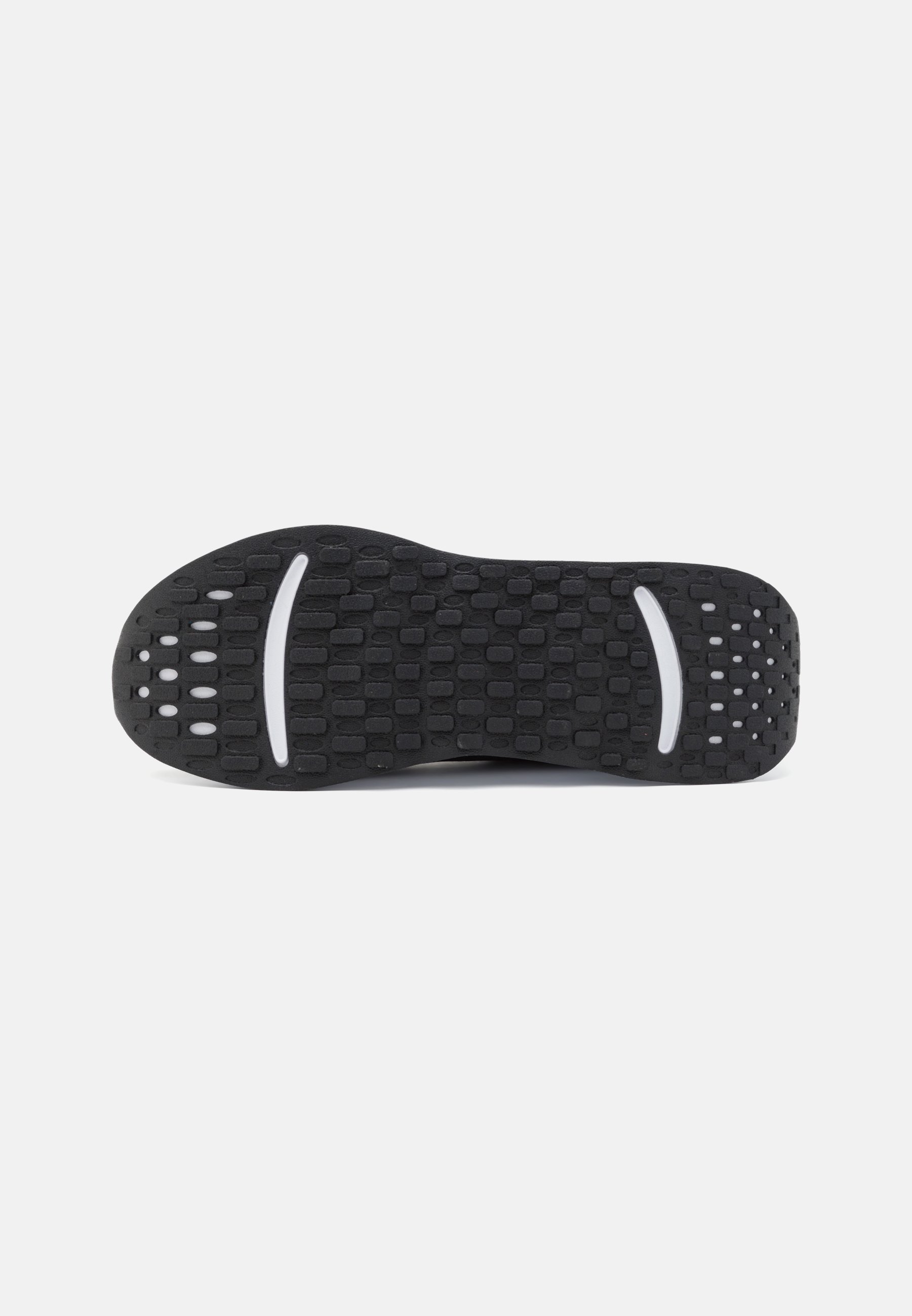 Nike Performance PROMINA - Buty do chodzenia - czarno-białe