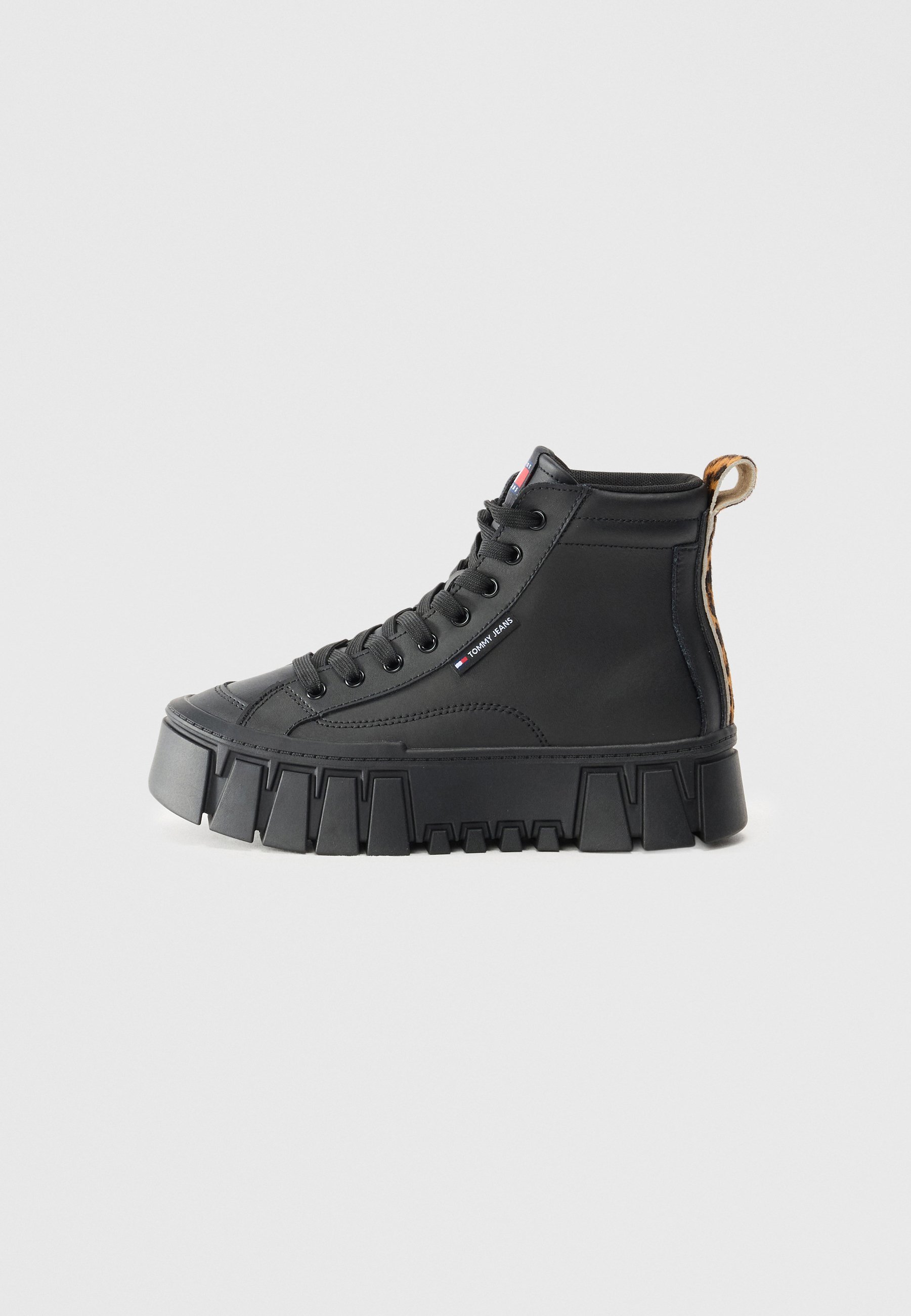 Tommy Jeans VULC - Hoge sneakers - zwart