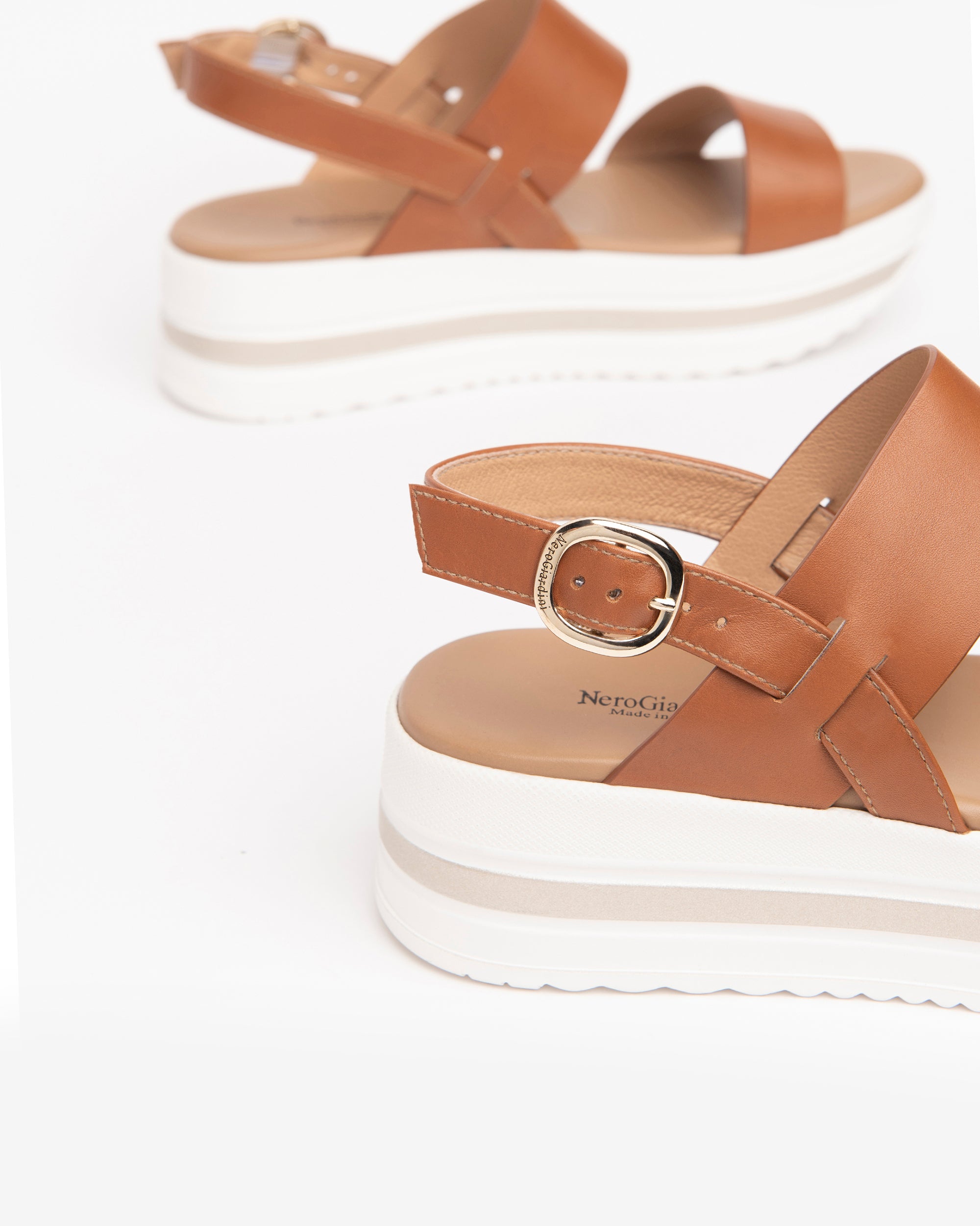  Damen-Ledersandalen