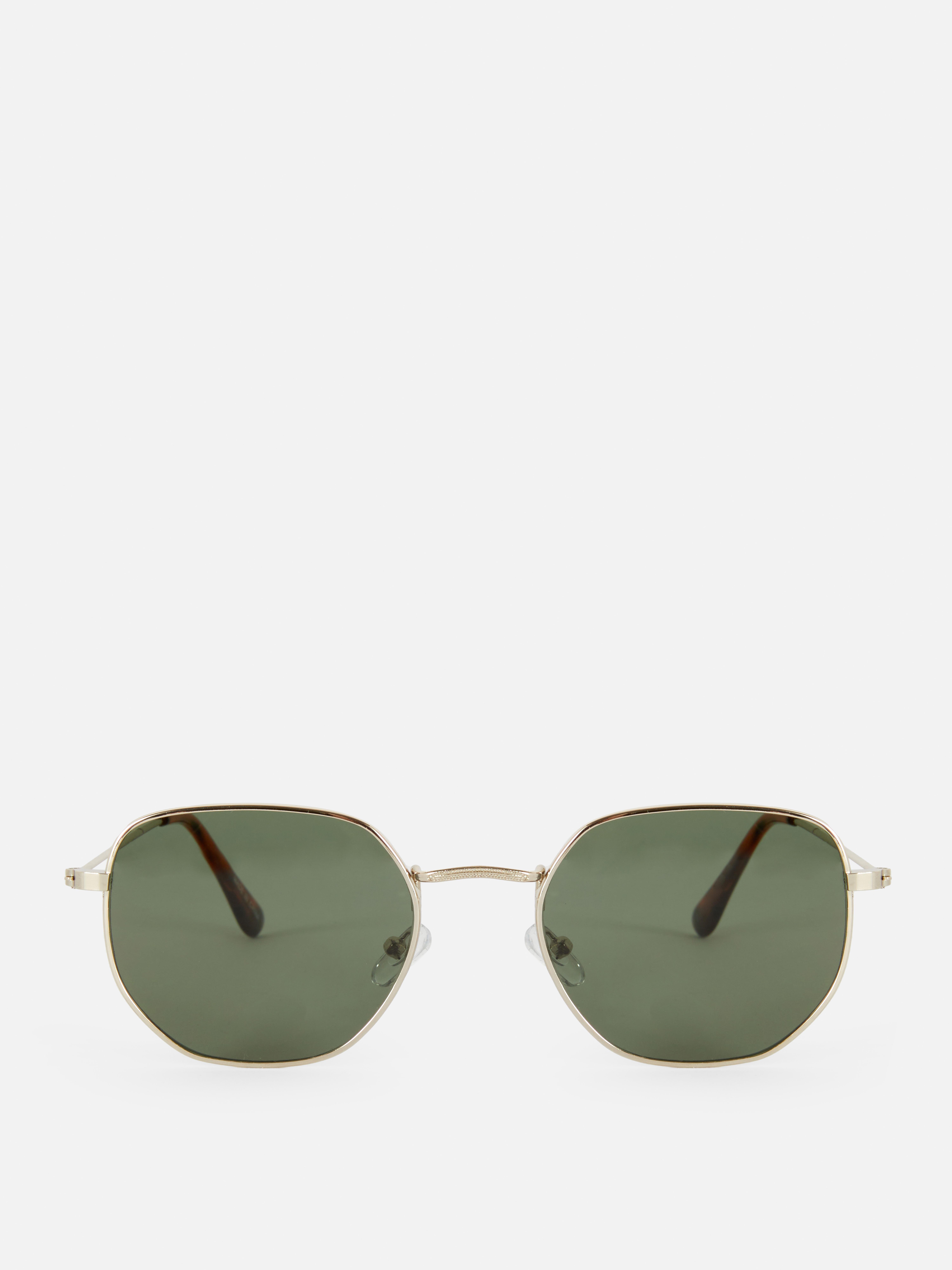Ochelari de soare hexagonali metalici. Creează o notă de stil cu acești ochelari de soare geometrici.
