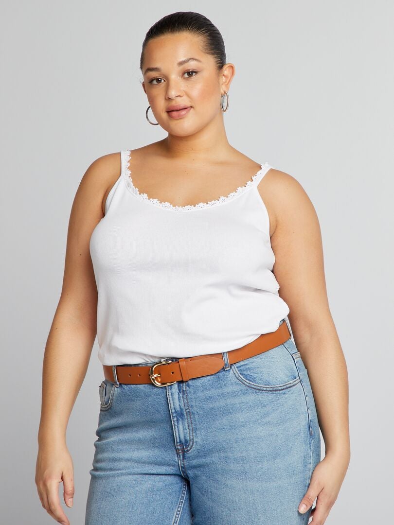 Camisole met dunne bandjes - wit