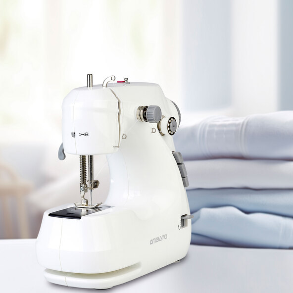 Mini-Nähmaschine, grau