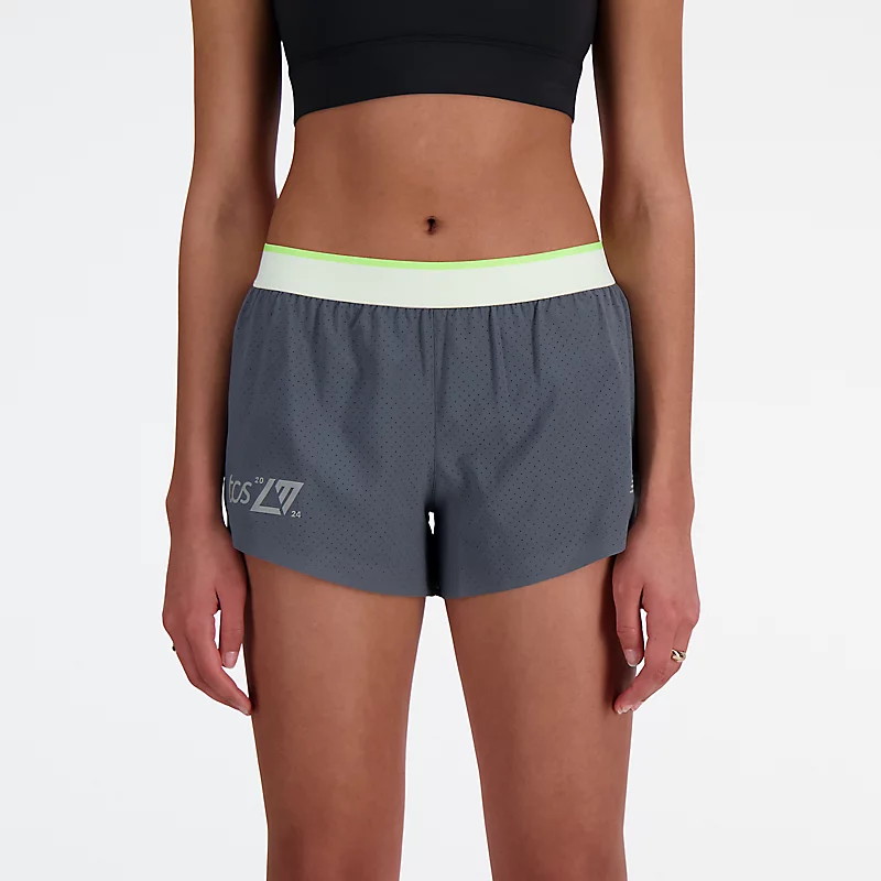 London Edition Damen-Rennshorts mit Schlitz – GRAPHIT