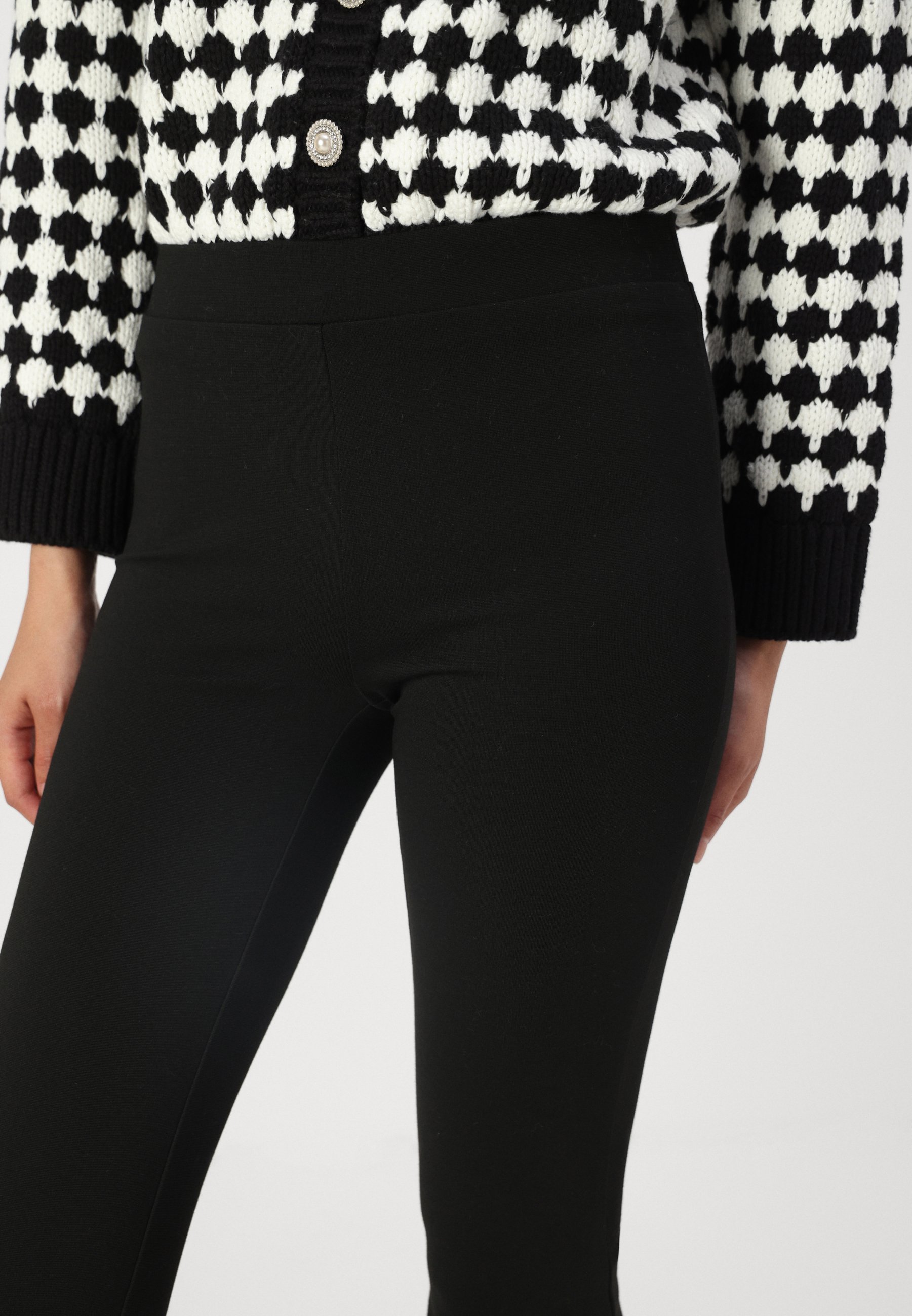 Gina Tricot BROEK - Broek - zwart