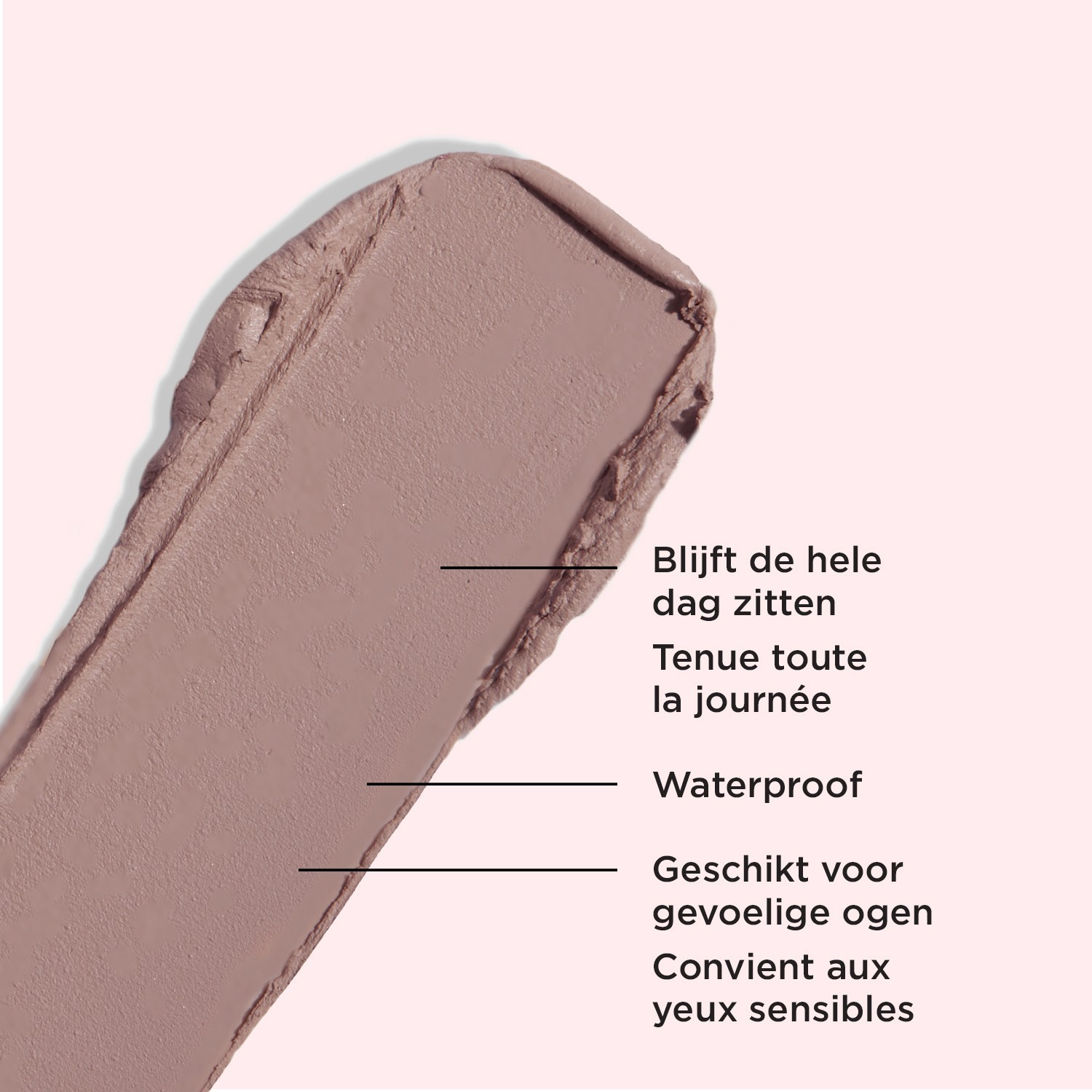 IT Cosmetics sjenilo za oči SUPERHERO™ NO-TUG sjenilo u stiku - 1,5 g