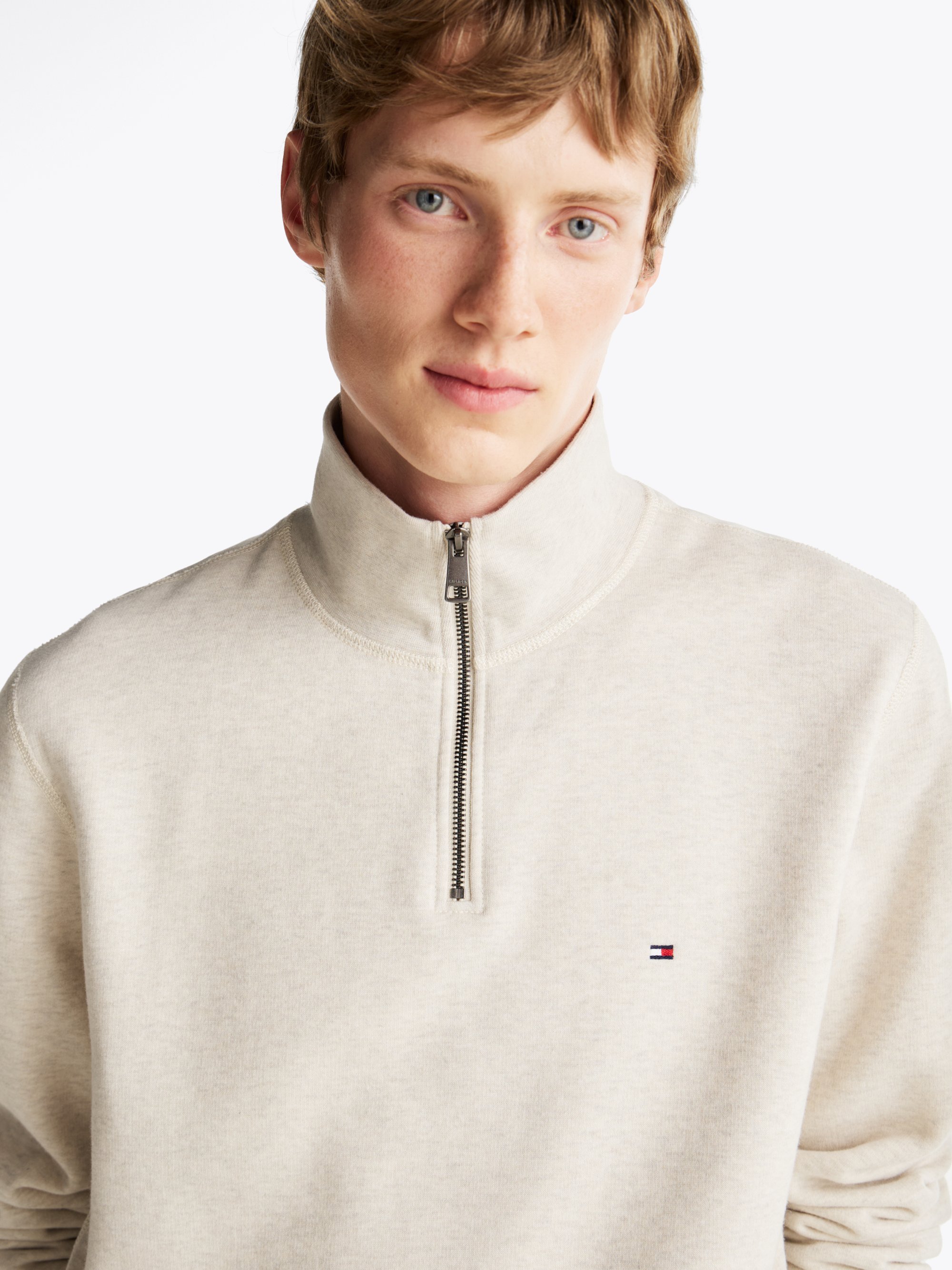 Tommy Hilfiger ESSENTIAL ZIP - Sweatshirt - havermelk