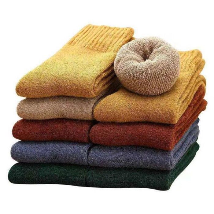 Chaussettes longues épaisses et tendance pour femmes, chaussettes en velours uni, chaussettes unisexes chaudes et amusantes, chaussettes d'automne et d'hiver, chaussettes de Noël