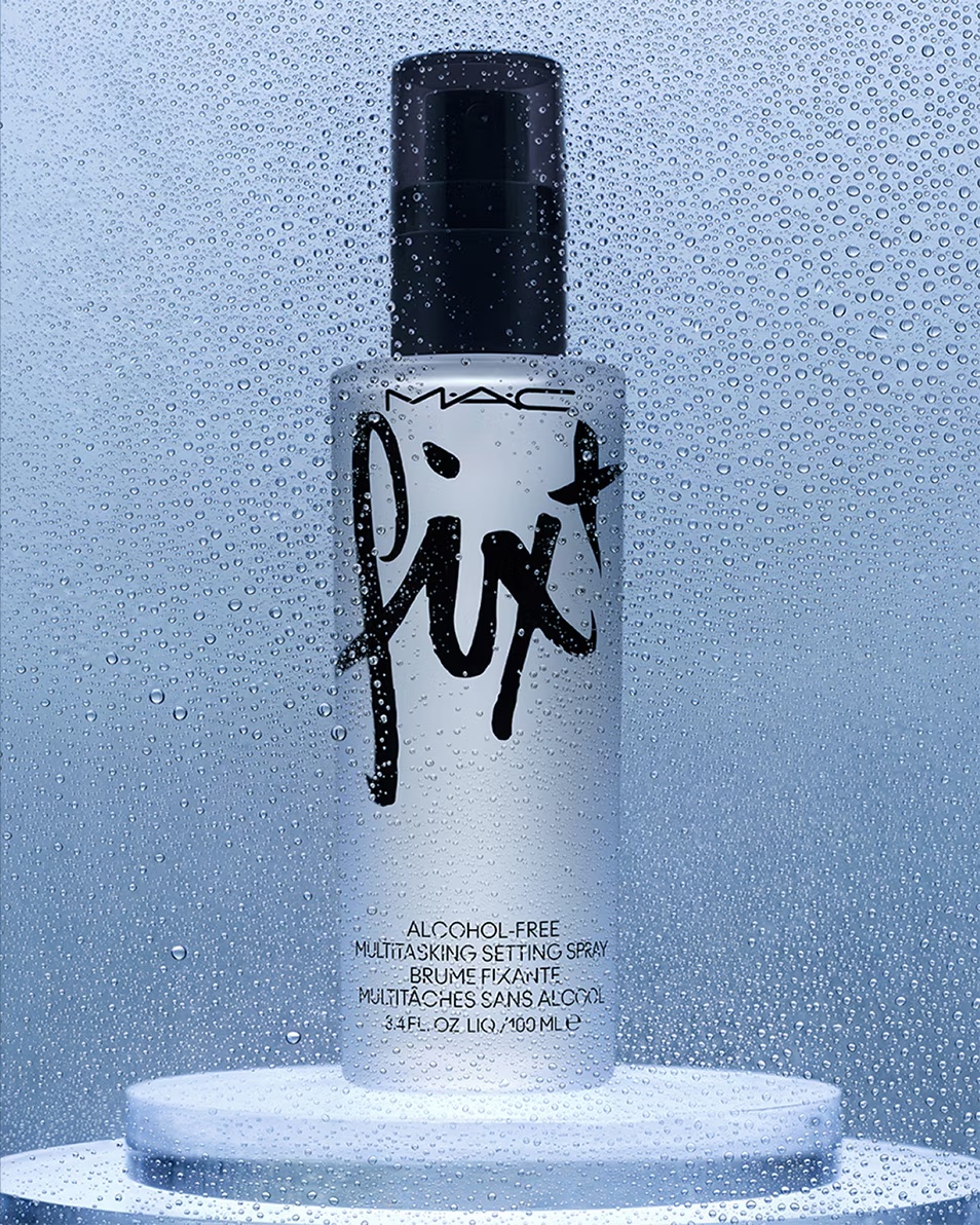 Spray fixator MAC Fix Original - fixează, hidratează și împrospătează machiajul