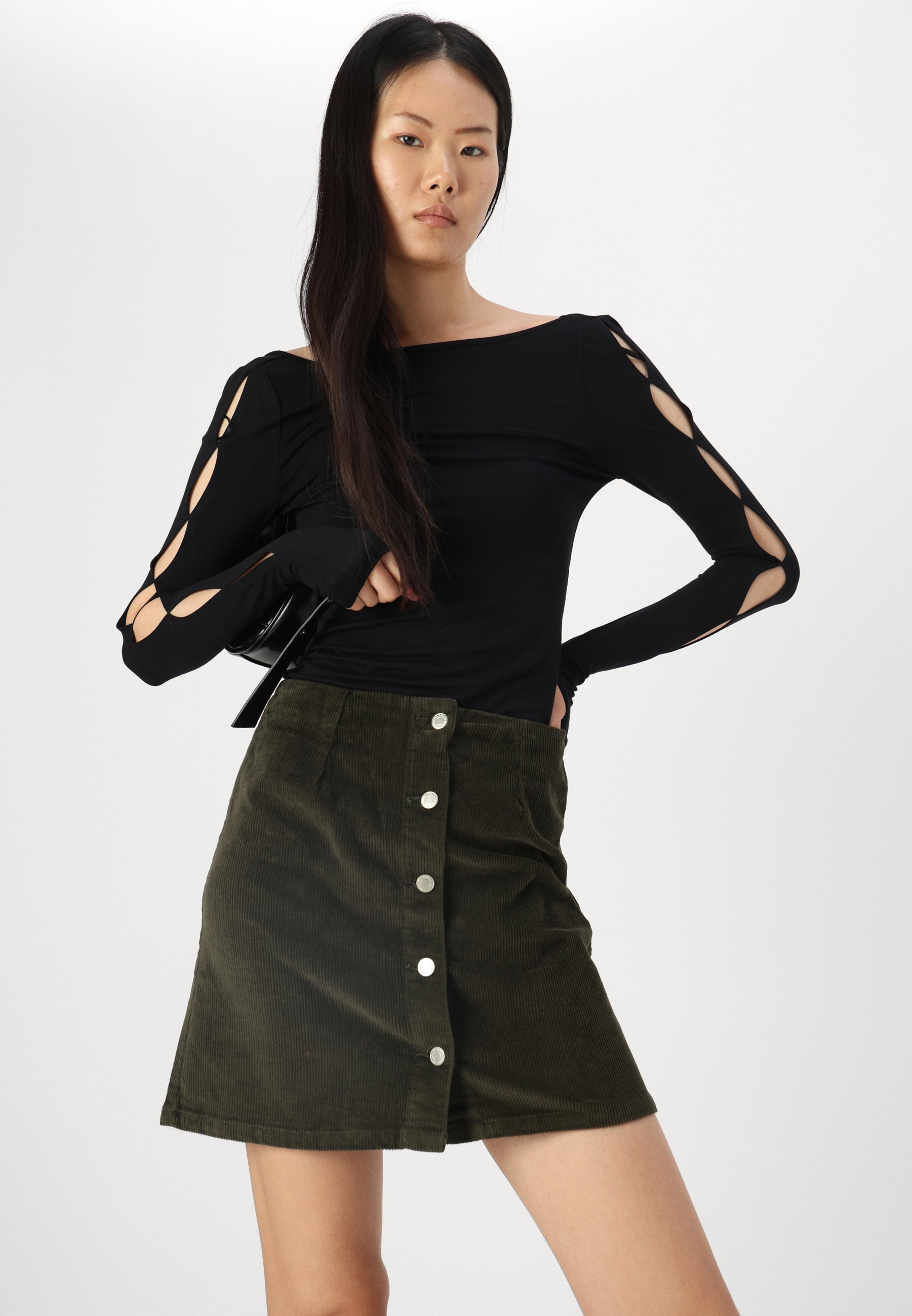 Vero Moda VMETTA SHORT SKATER - A-lijn rok - bosnacht