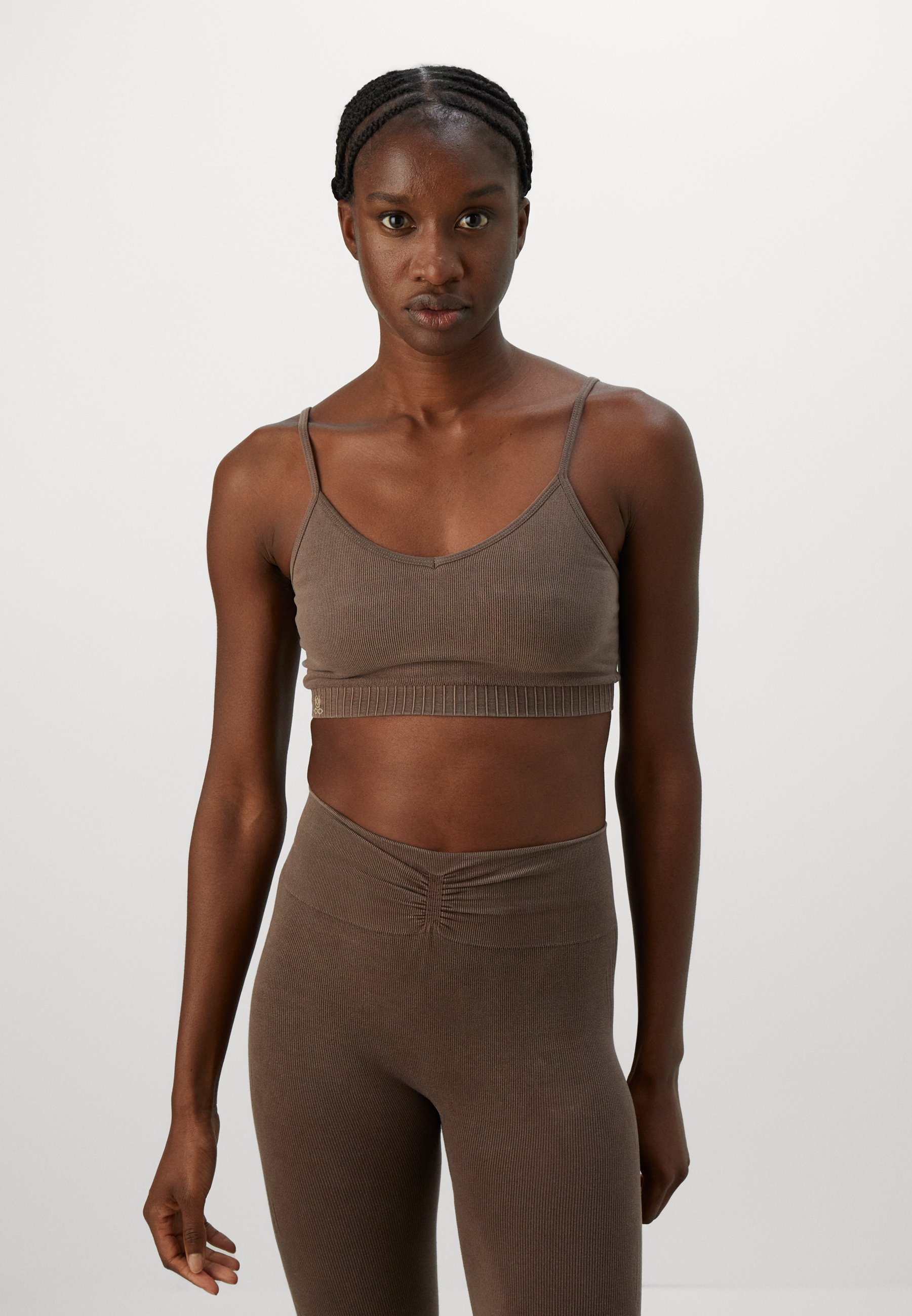 Yogasearcher SAMSKARA - Reggiseno sportivo contenitivo leggero - moka