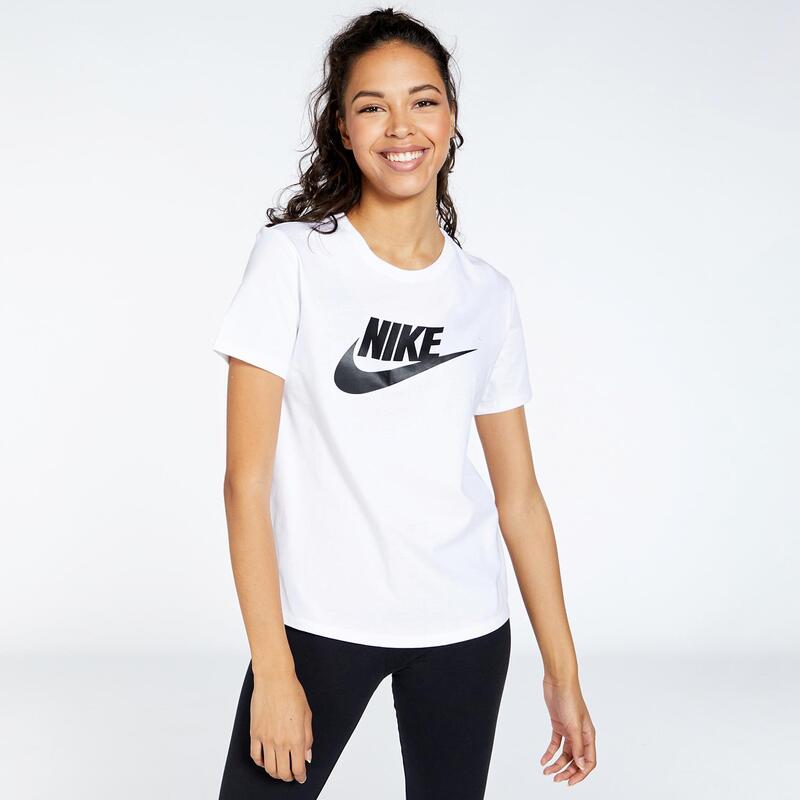  Основна спортска одећа Nike