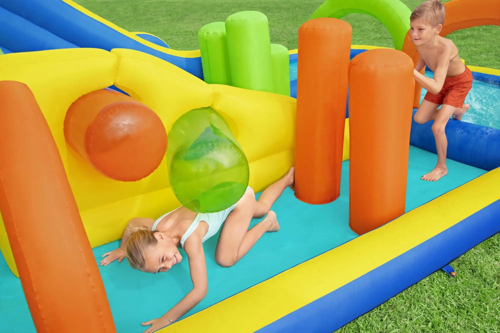 H2OGO! AquaRace aufblasbarer Wasserpark für Kinder