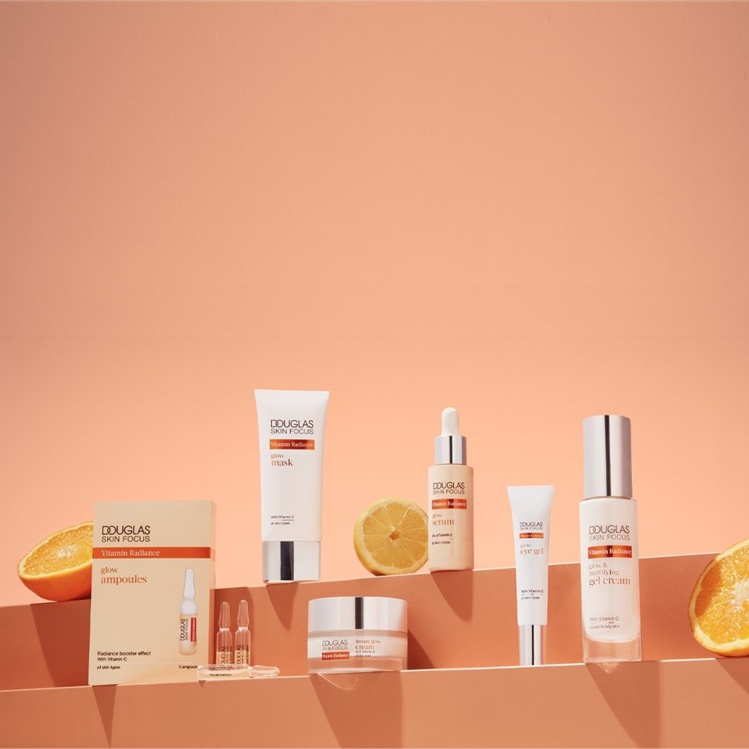 „Douglas Collection“ švytinti veido kaukė „Skin Focus Vitamin Radiance Glow“ – 50 ml