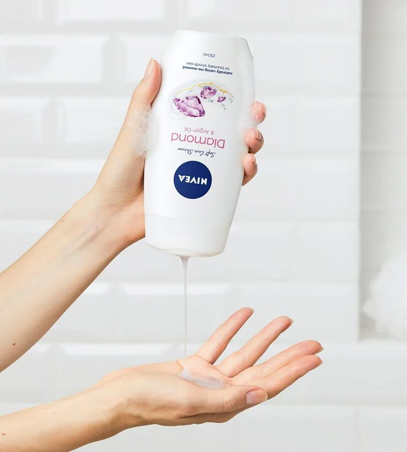 Nivea Żel pod prysznic Diamond Touch