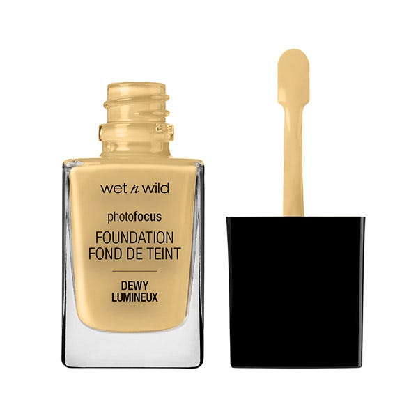 Foundation Photo Focus Dewy