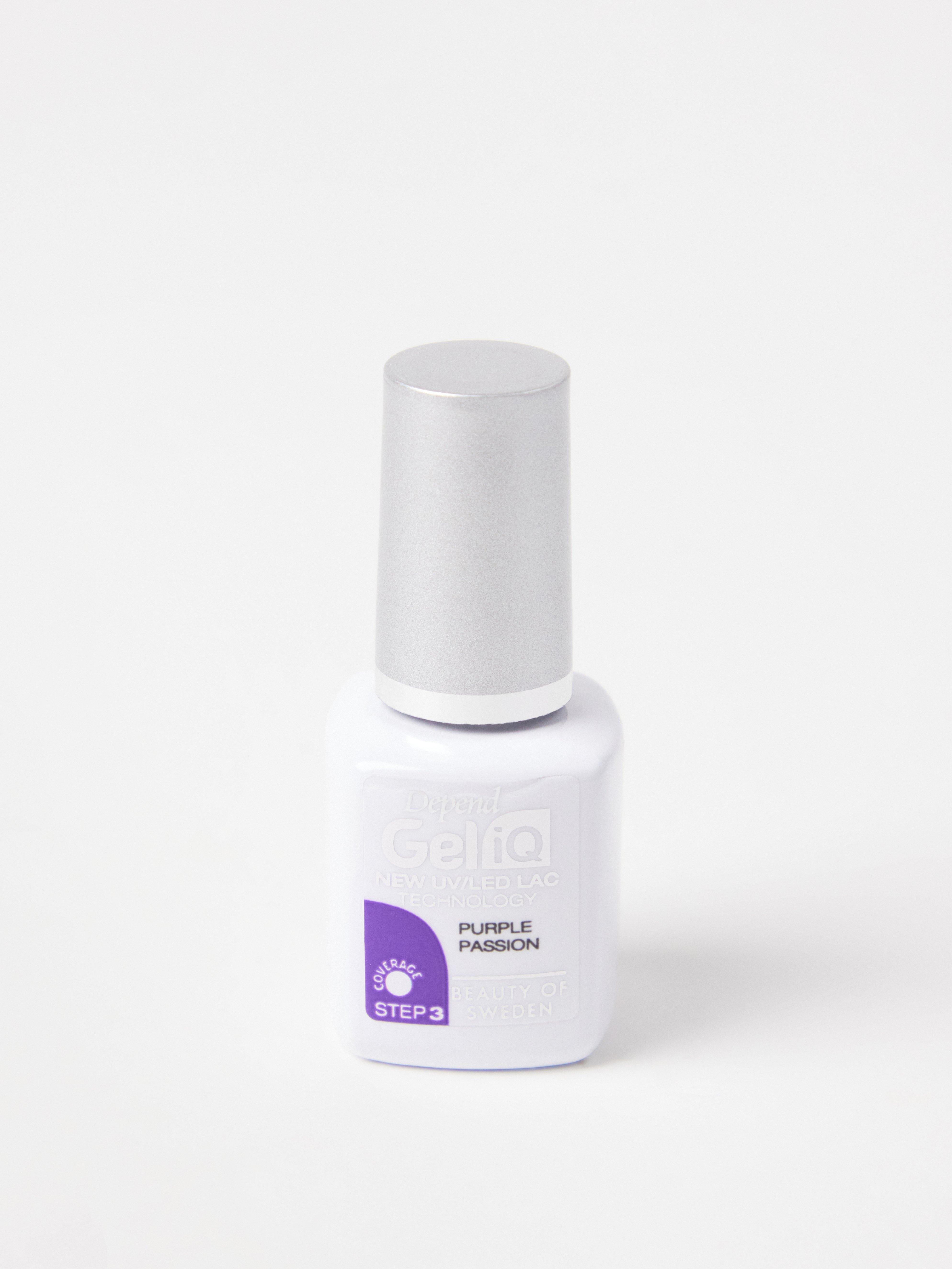 Depend Gel iQ -kynsilakka