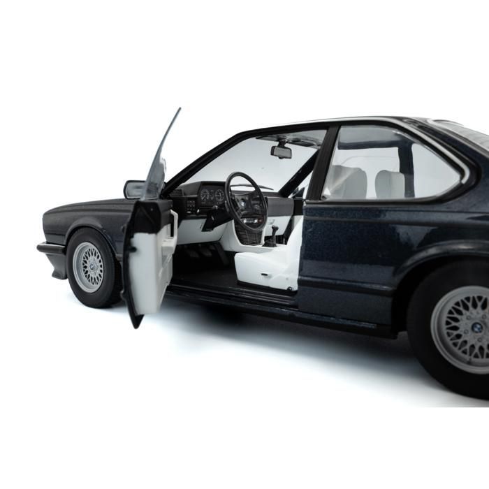 Solido BMW 635 CSi (E24) 1984 Macau Blue - 1/18 scale diecast metal model, fully assembled