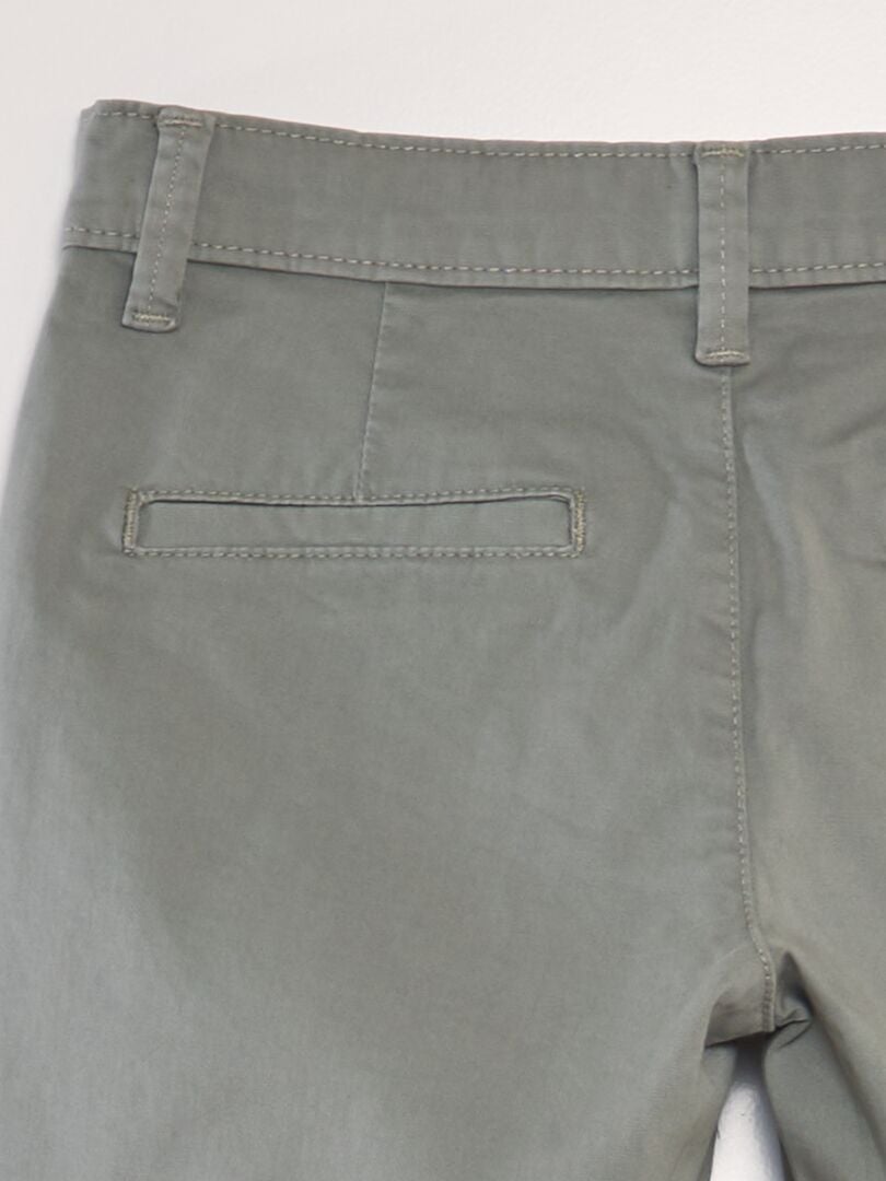 Chino-shorts - GRØNN
