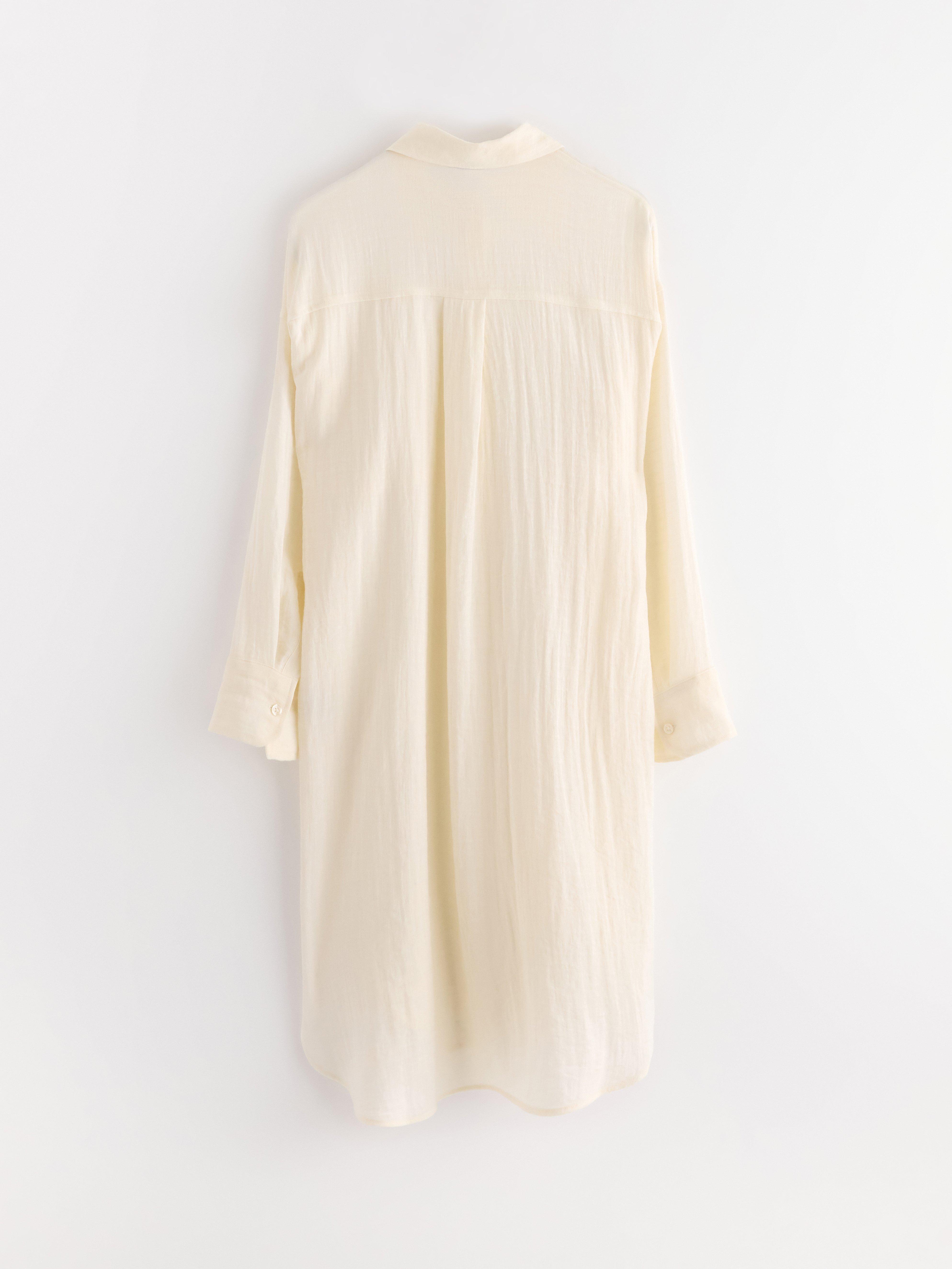 Camisa oversized branca clara
