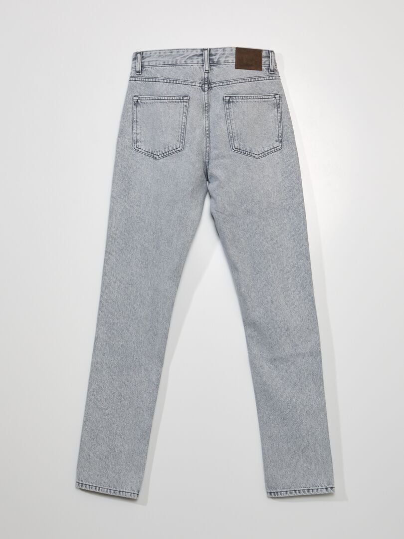 Calça jeans reta - tamanho 34 - cinza