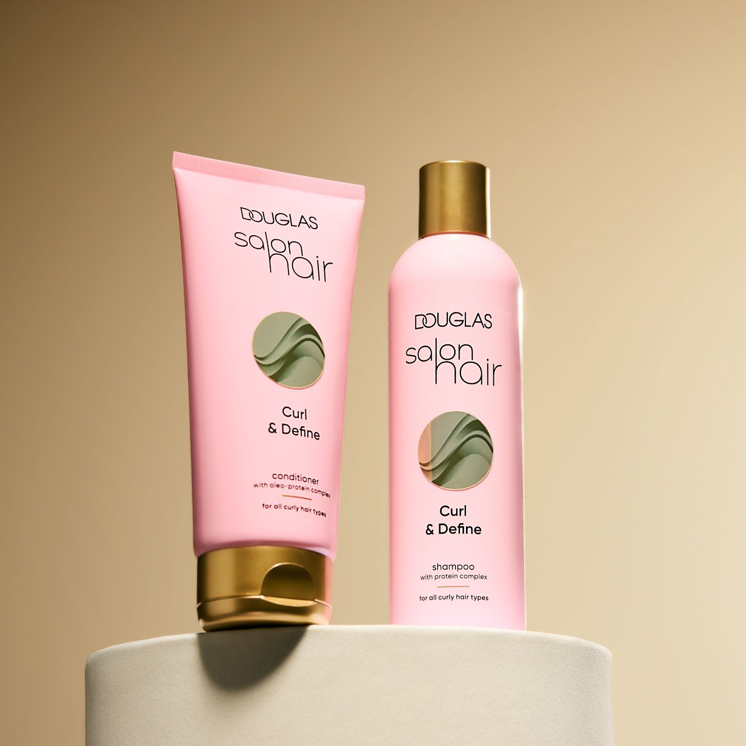 Douglas Collection Salon šampon za kovrče i definiciju – 250 ml