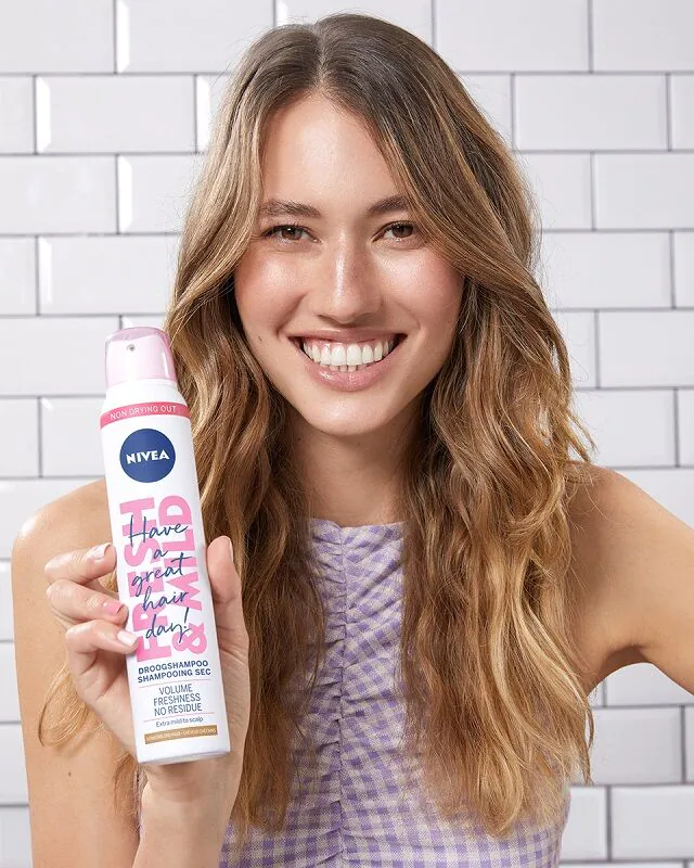 Nivea Suchy Szampon do włosów o Średnich Odcieniach