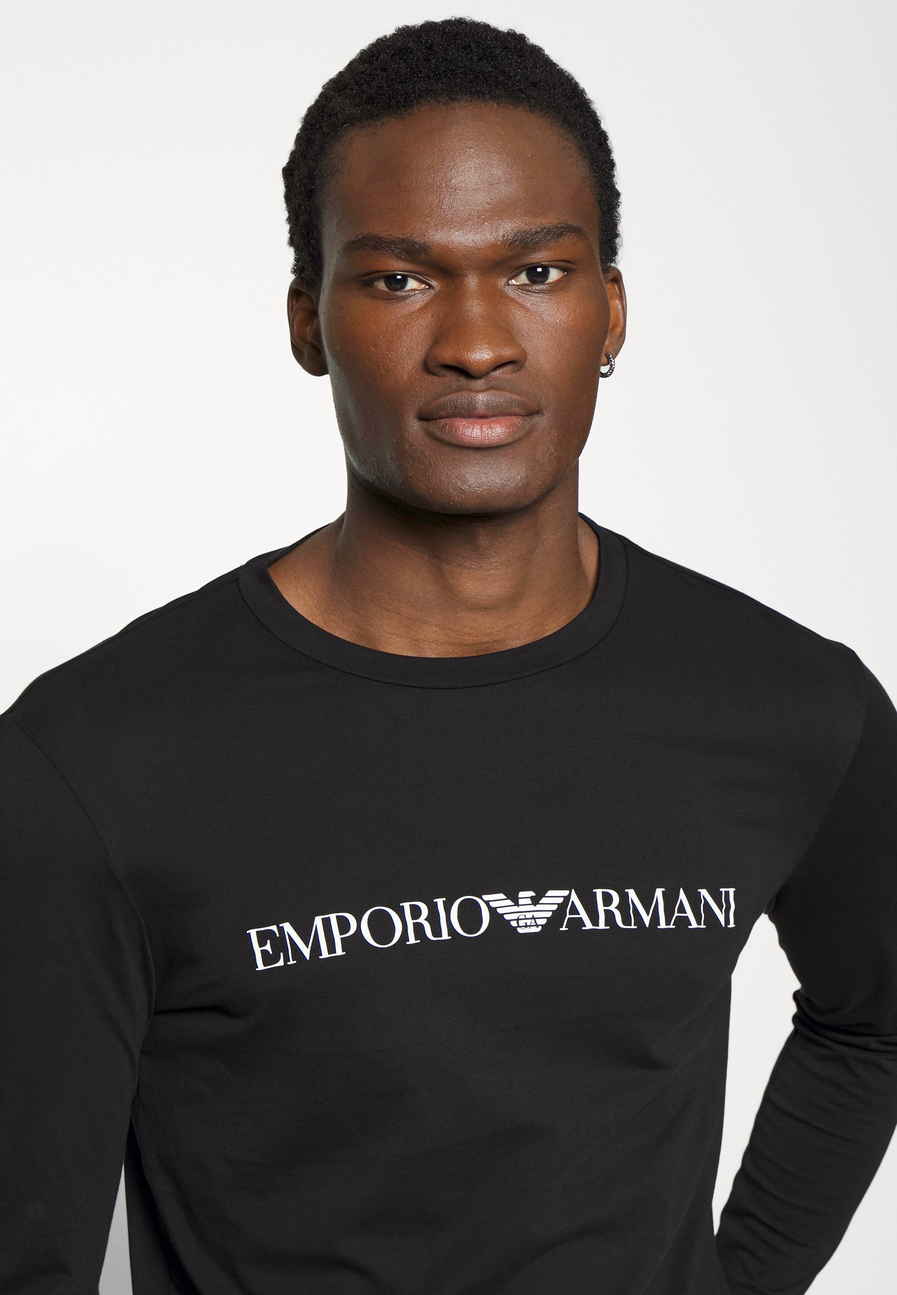 Emporio Armani pikkade varrukatega pluus - must