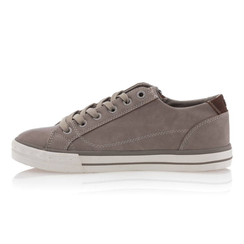 Zapatillas deportivas para mujer color beige.
