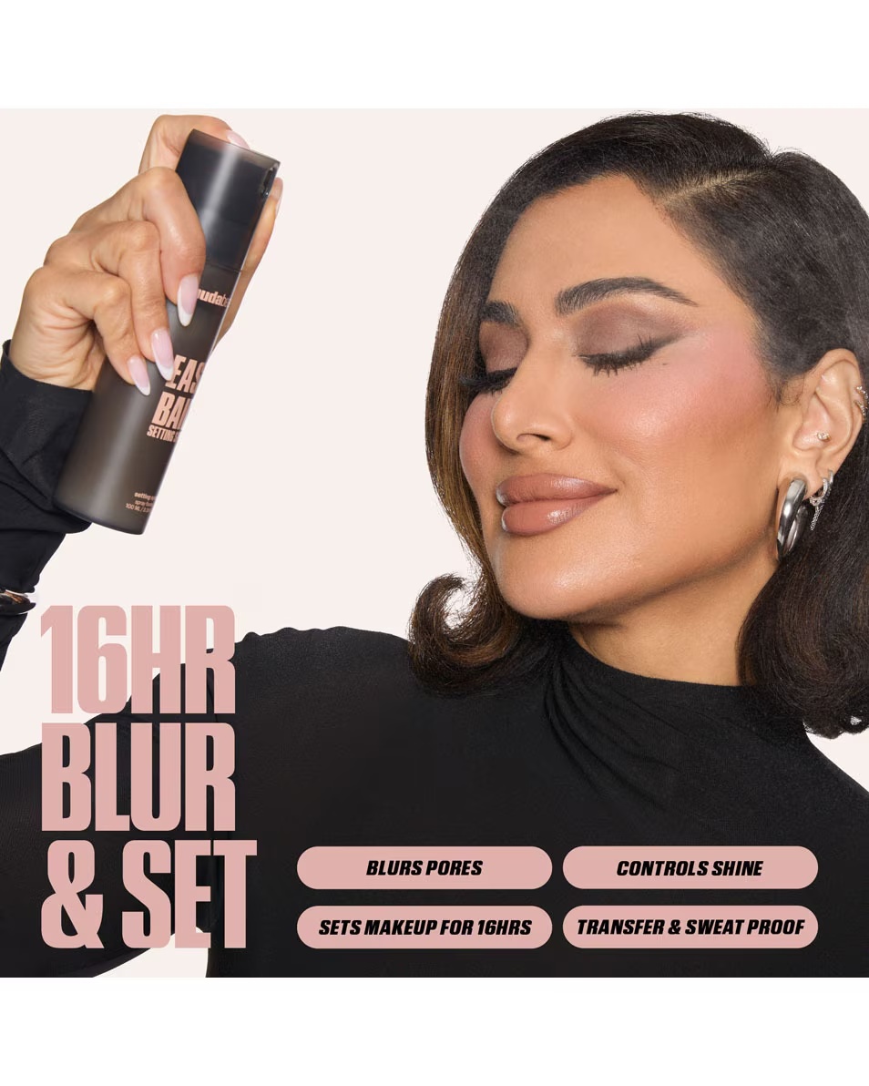 HUDA BEAUTY EASY BAKE fiksuojantis purškiklis