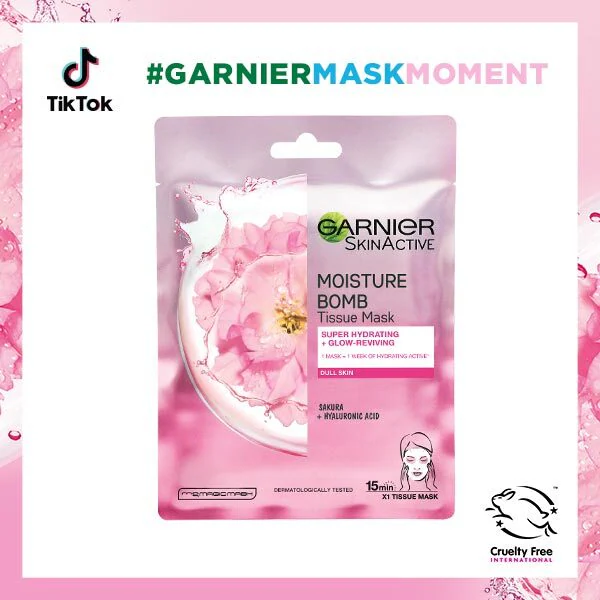 Hydratační pleťová maska Garnier Moisture Bomb Sakura