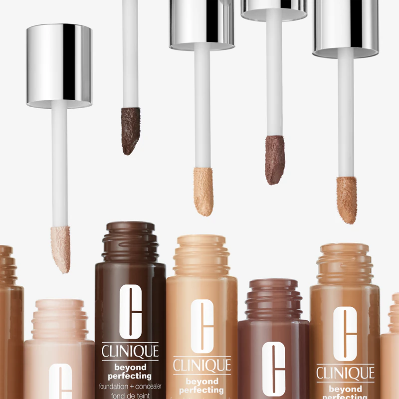 Clinique Beyond Perfecting™ Foundation + Concealer 2v1 podkladová báza a korektor