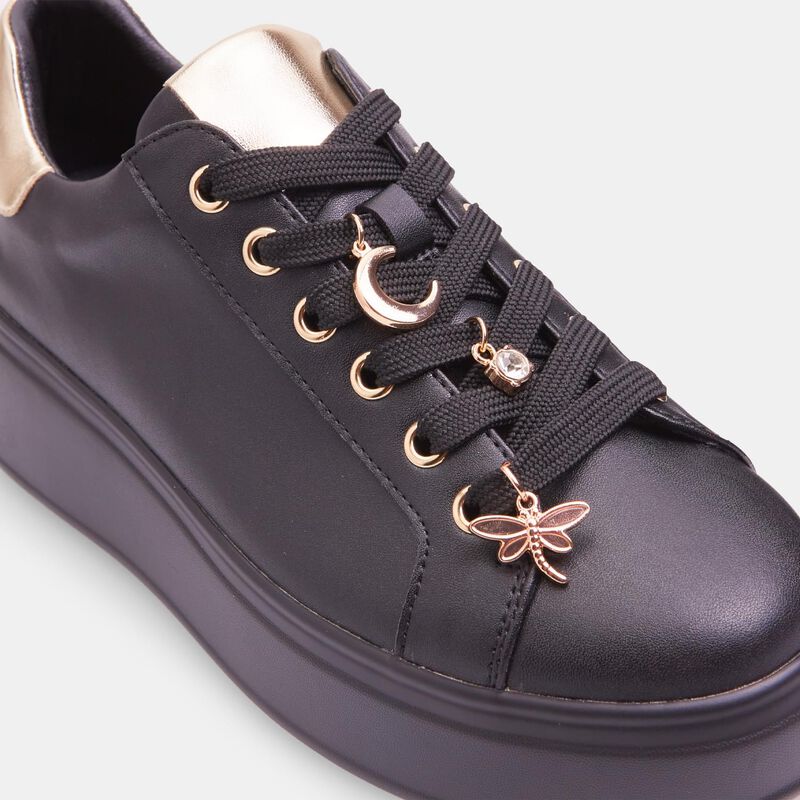 Damsneakers med snörning och juvelapplikationer