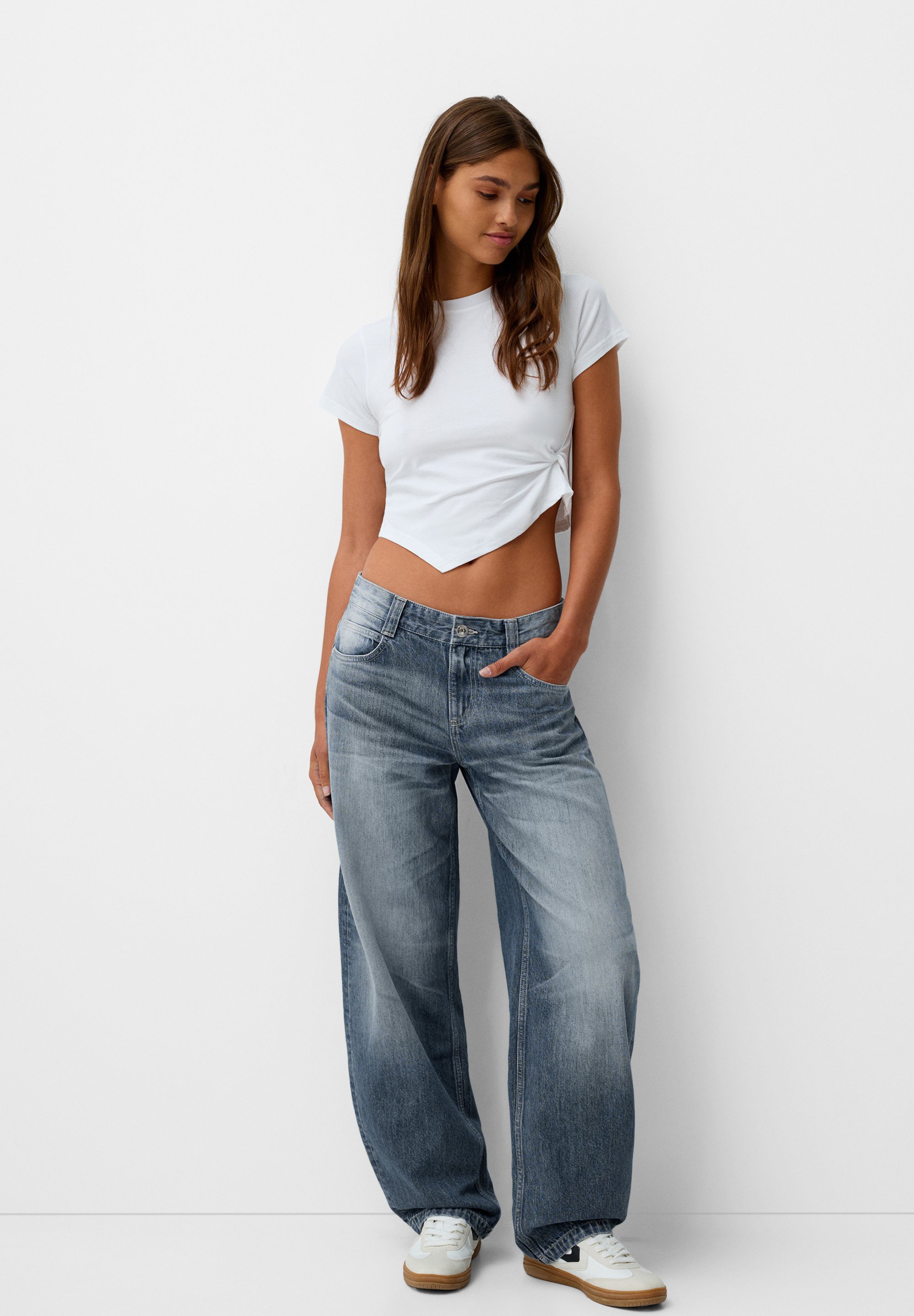 Bershka BALLOON - BAGGY - Relaxte jeans - donkerblauw