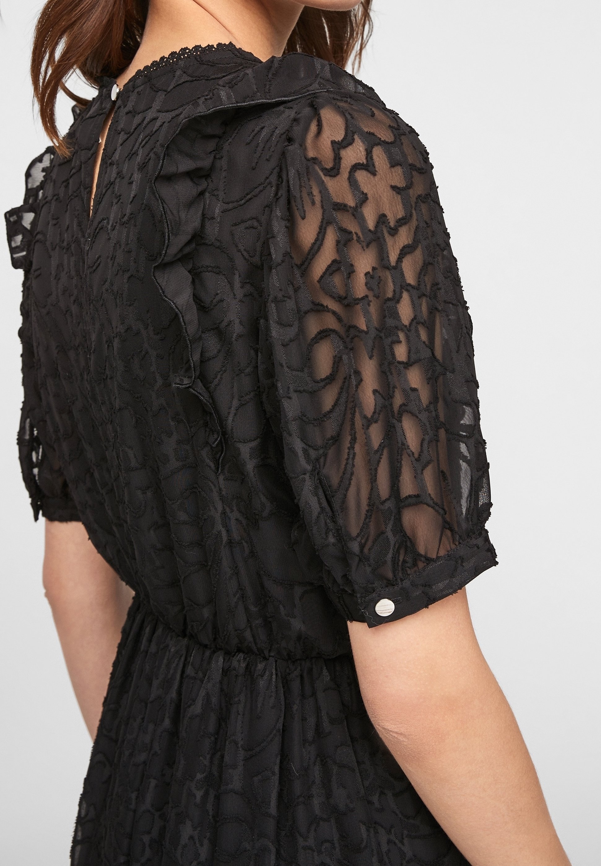 Robe de cocktail/robe de soirée YAS - noire