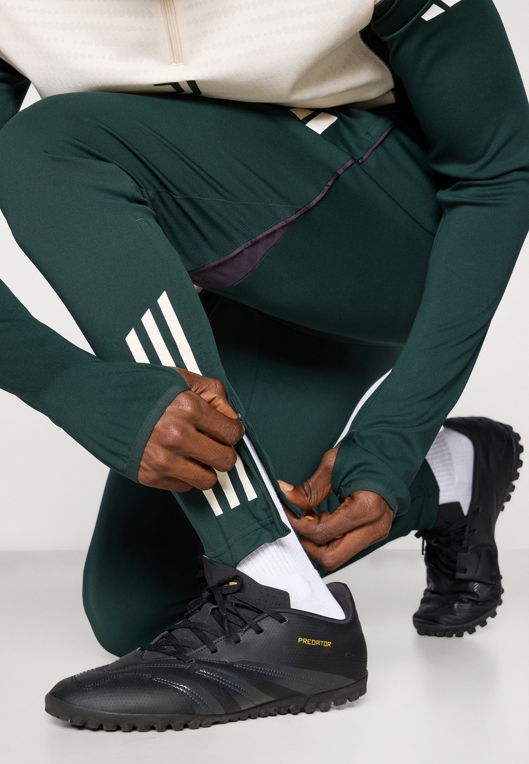 adidas Performance JUVENTUS PANT - Klubové oblečení - shadow green