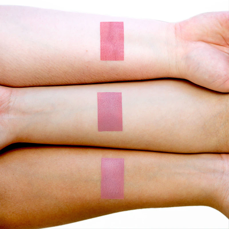 theBalm It's a Date® Blush en oogschaduw in één