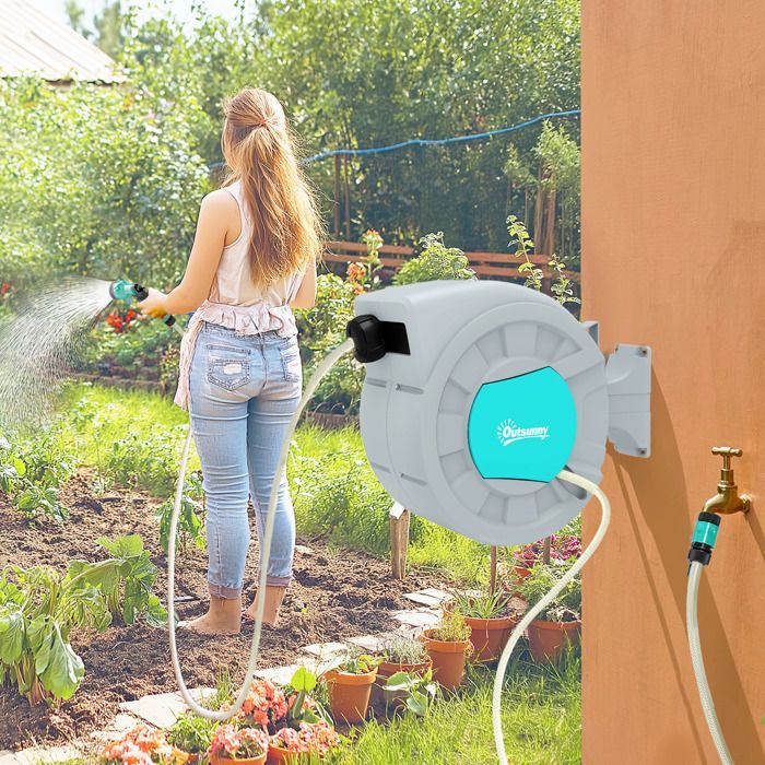 Enrollador de manguera de jardín Outsunny - 25+2 m - montaje en pared + asa - giro de 180° - 7 tipos de chorro - gris