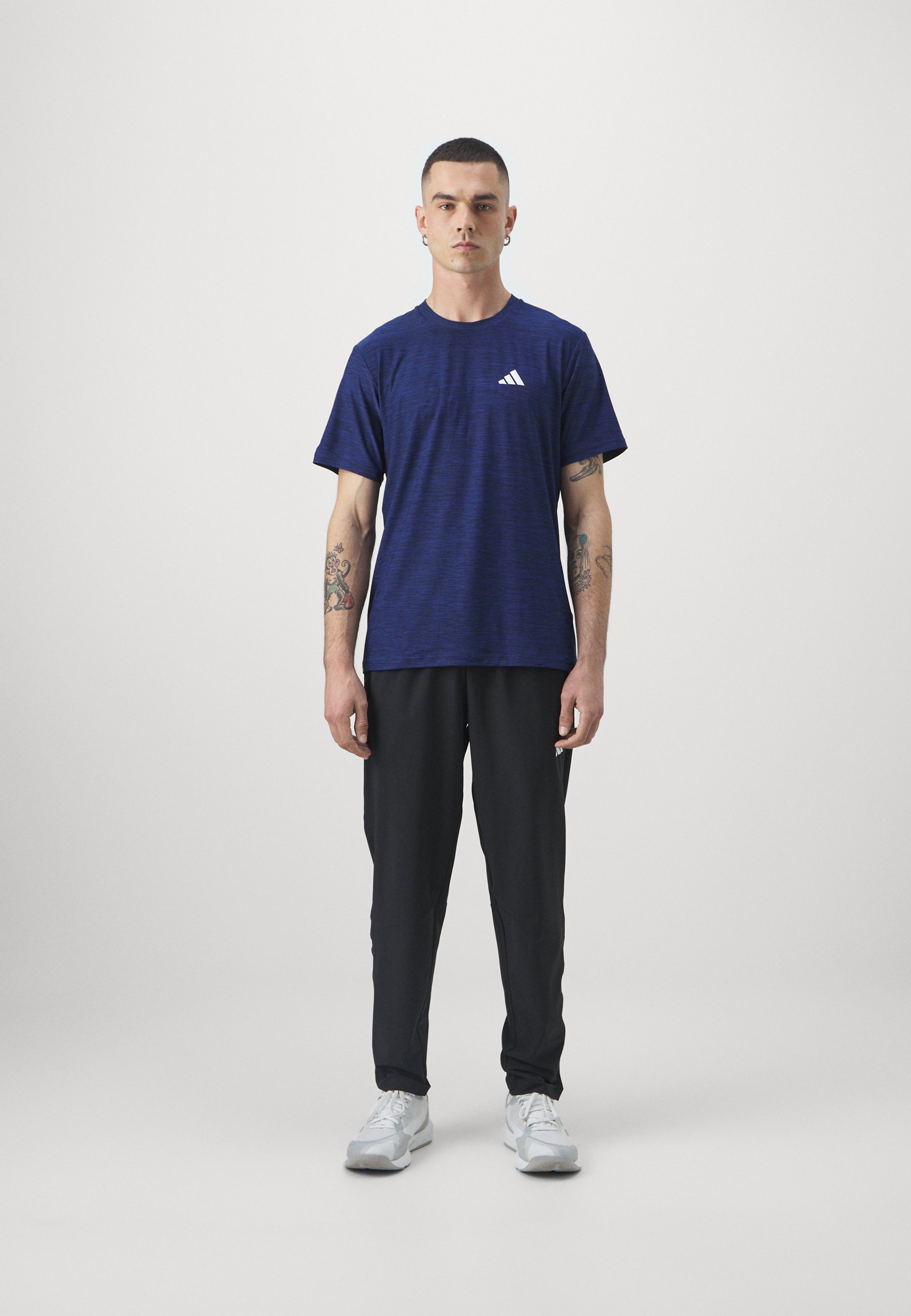 adidas Performance STRETCH - T-shirt sportiva - blu scuro/nero/bianco