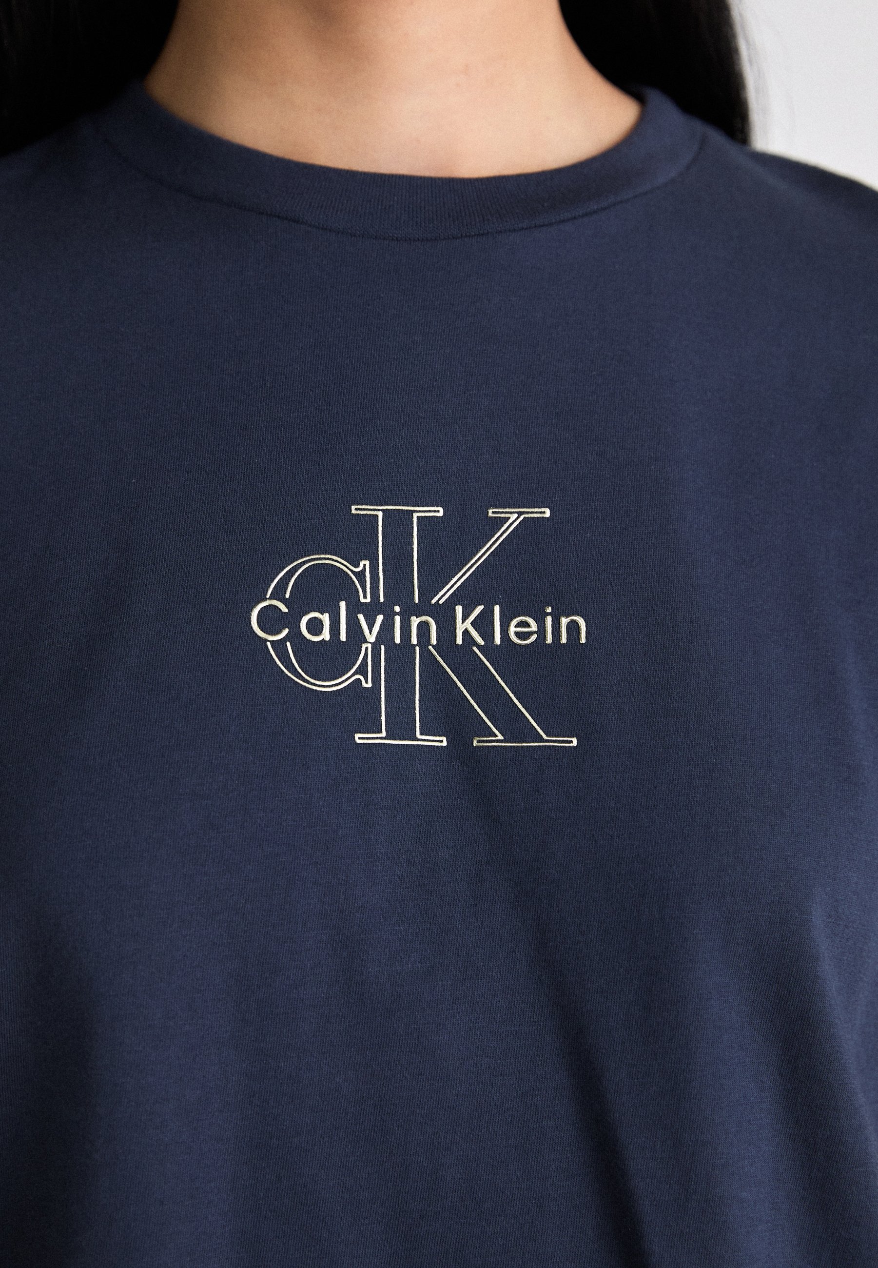 Calvin Klein Jeans CLASSIC FOIL MONOLOGO TEE - Koszulka z nadrukiem - inkwell