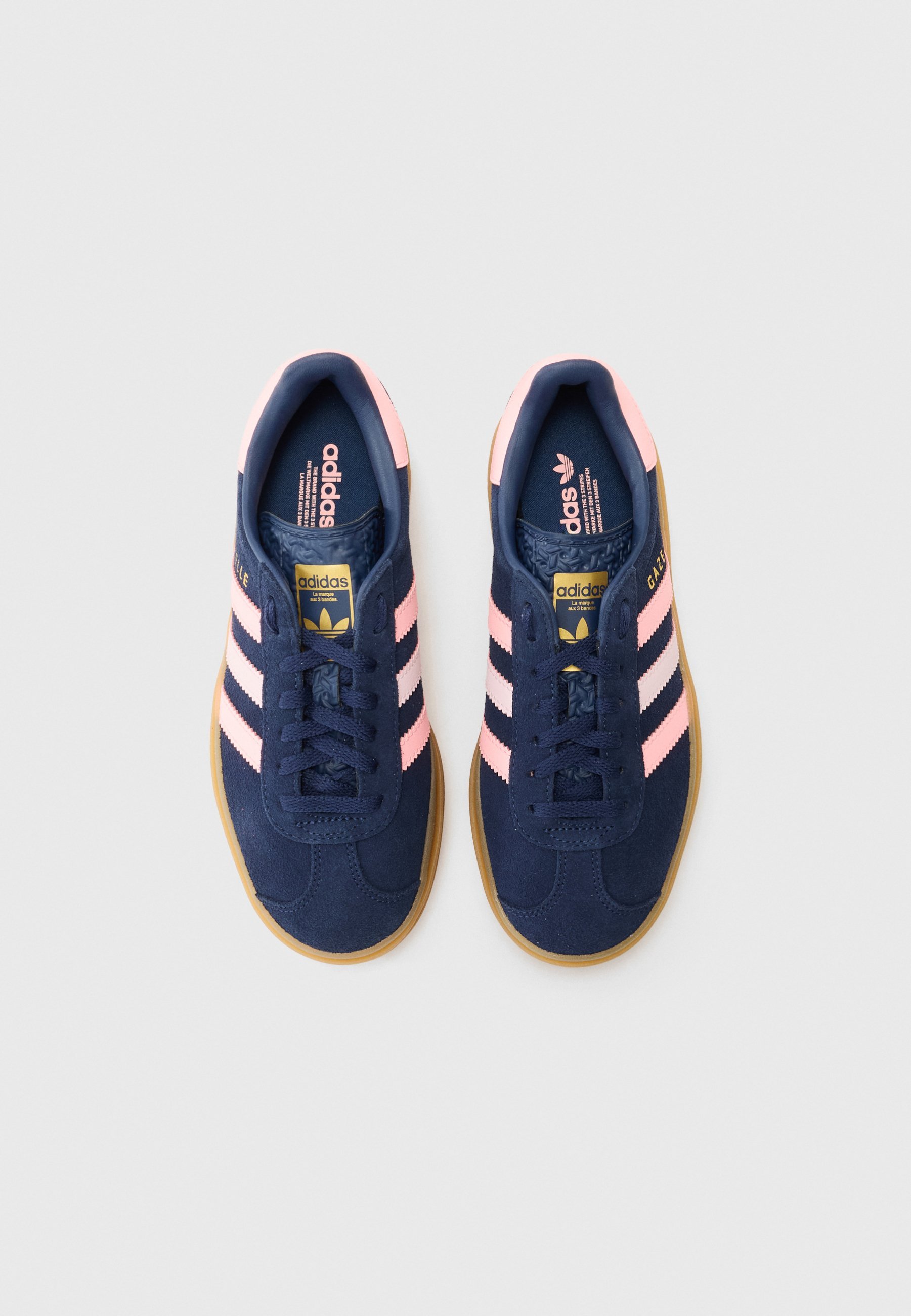 adidas Originals GAZELLE BOLD UNISEX - Sneakers - nacht indigo/glow pink/goudkleurig metallic