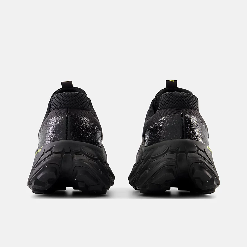 Pantofi sport New Balance Fresh Foam More Trail v3 pentru bărbați - Phantom cu negru