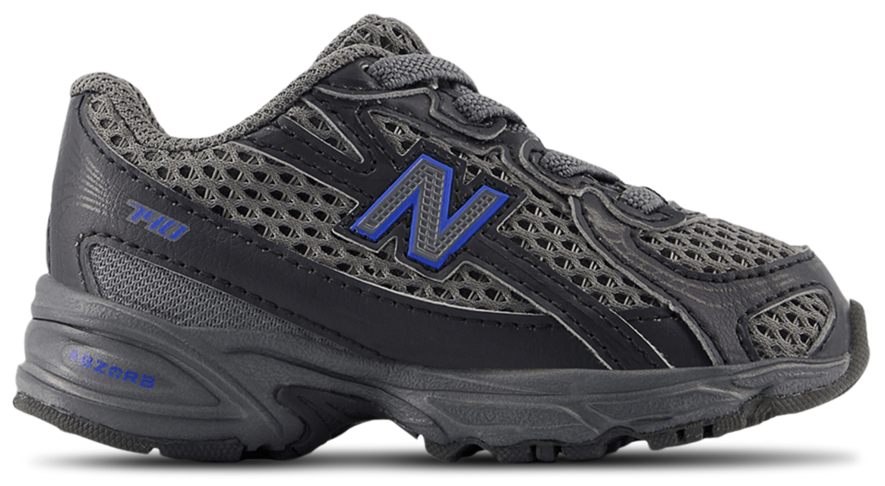 New Balance 740