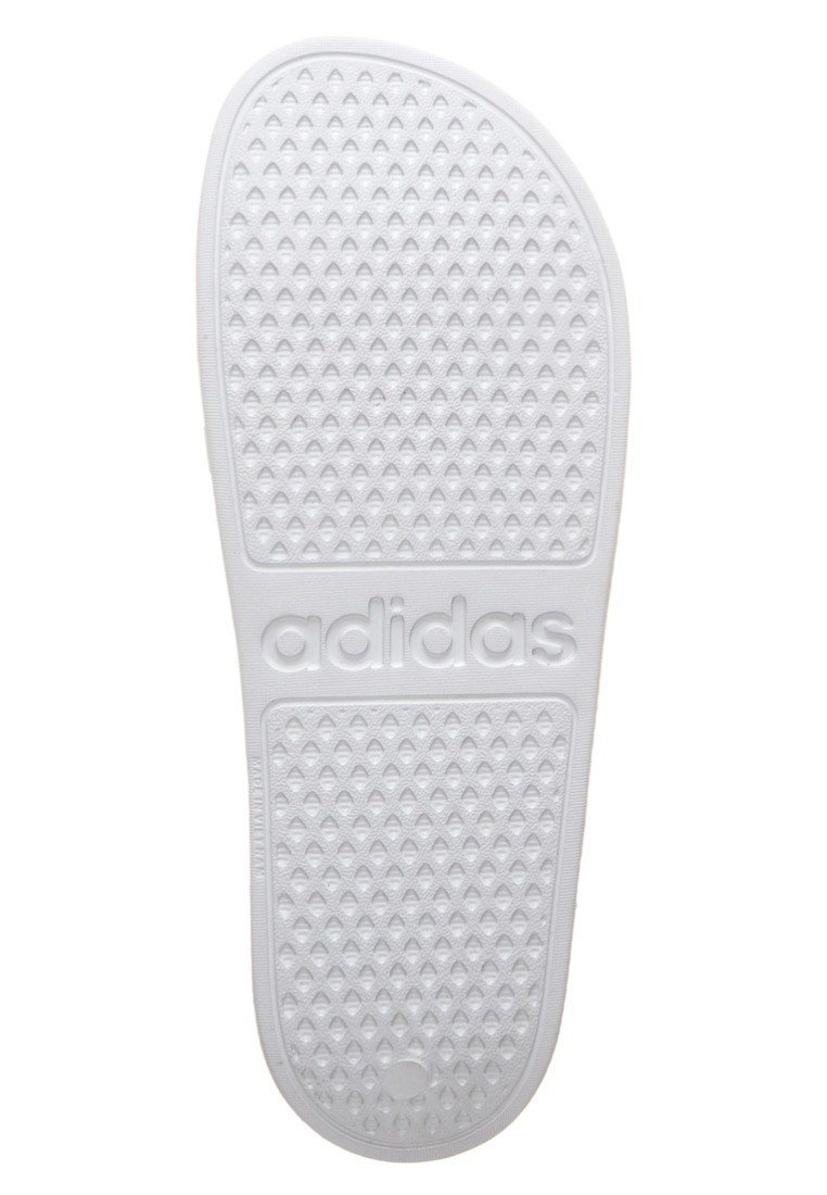 adidas Sportswear ADILETTE AQUA - Nazouváky - cloud white core black cloud white