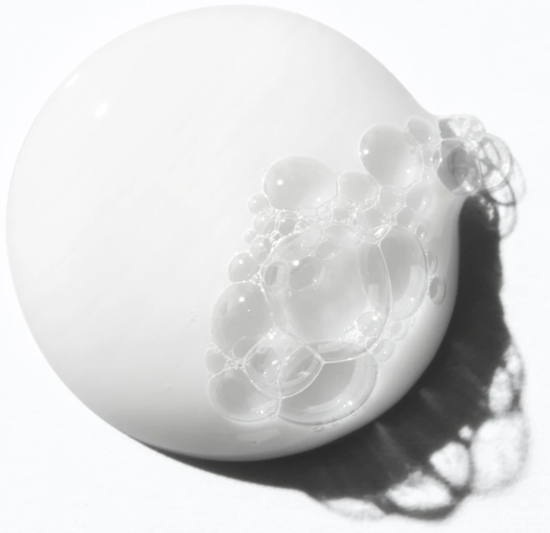 Kérastase Curl Manifesto Bain Hydratation Douceur shampoo nutritivo para cabelos cacheados e ondulados